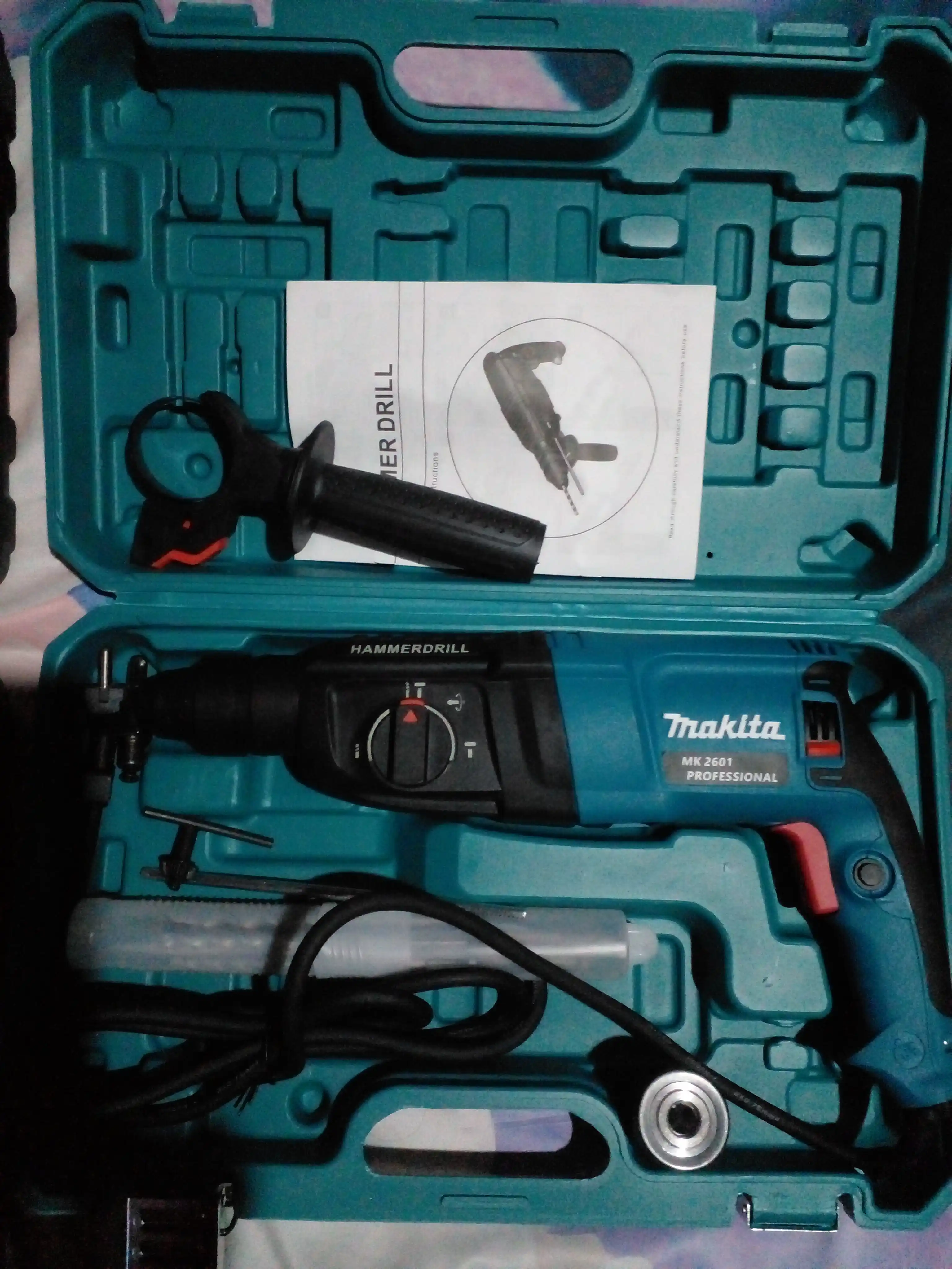 Perforator SDS PLUS, 26 mm, 800 Vt, 900 aylanish/min, 5 bur to'plamda