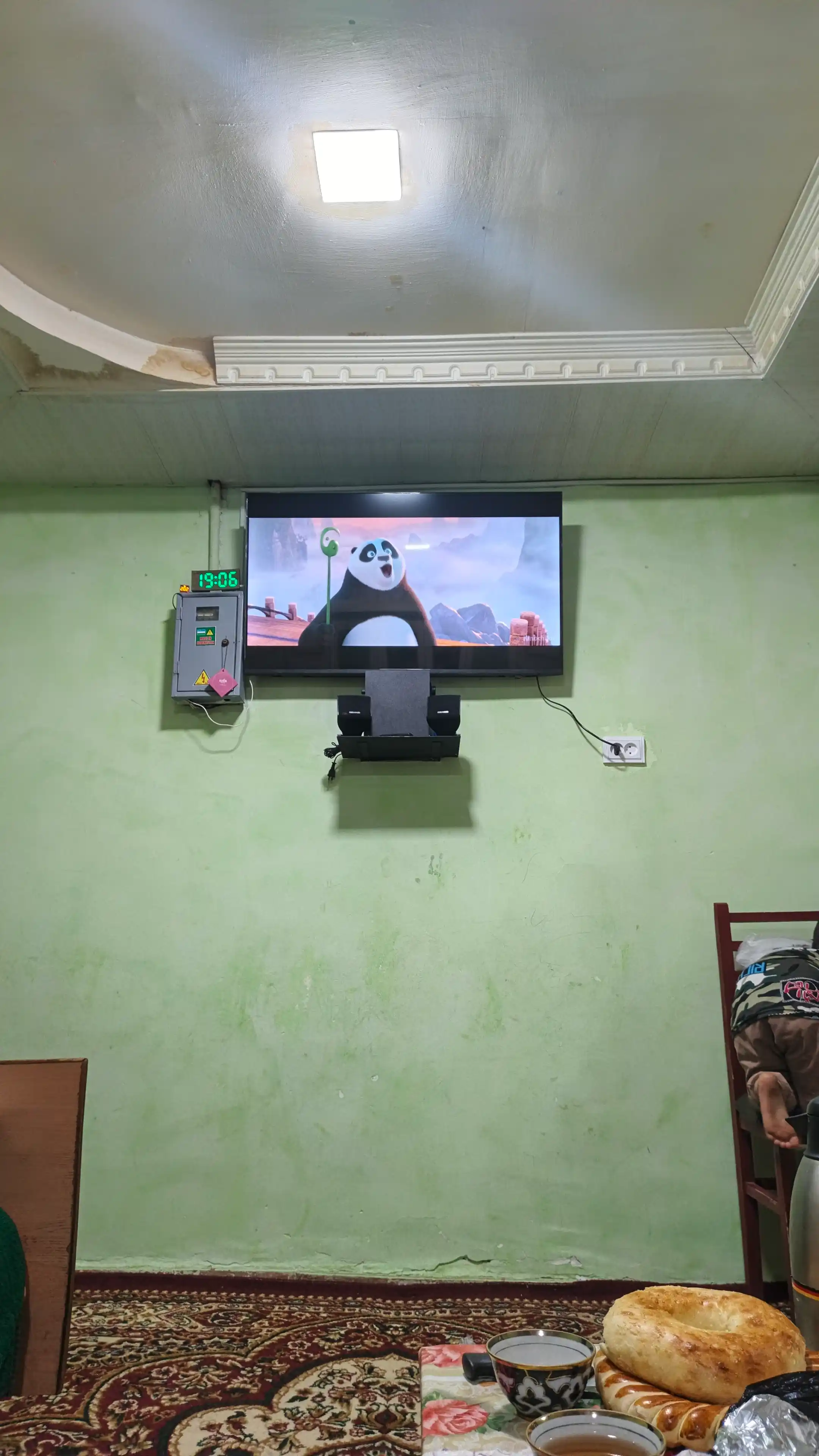 Телевизор BQ SMART TV 4K UltraHD, WebOS Hub, диагональ 43", 55", 3 HDMI, 2 USB