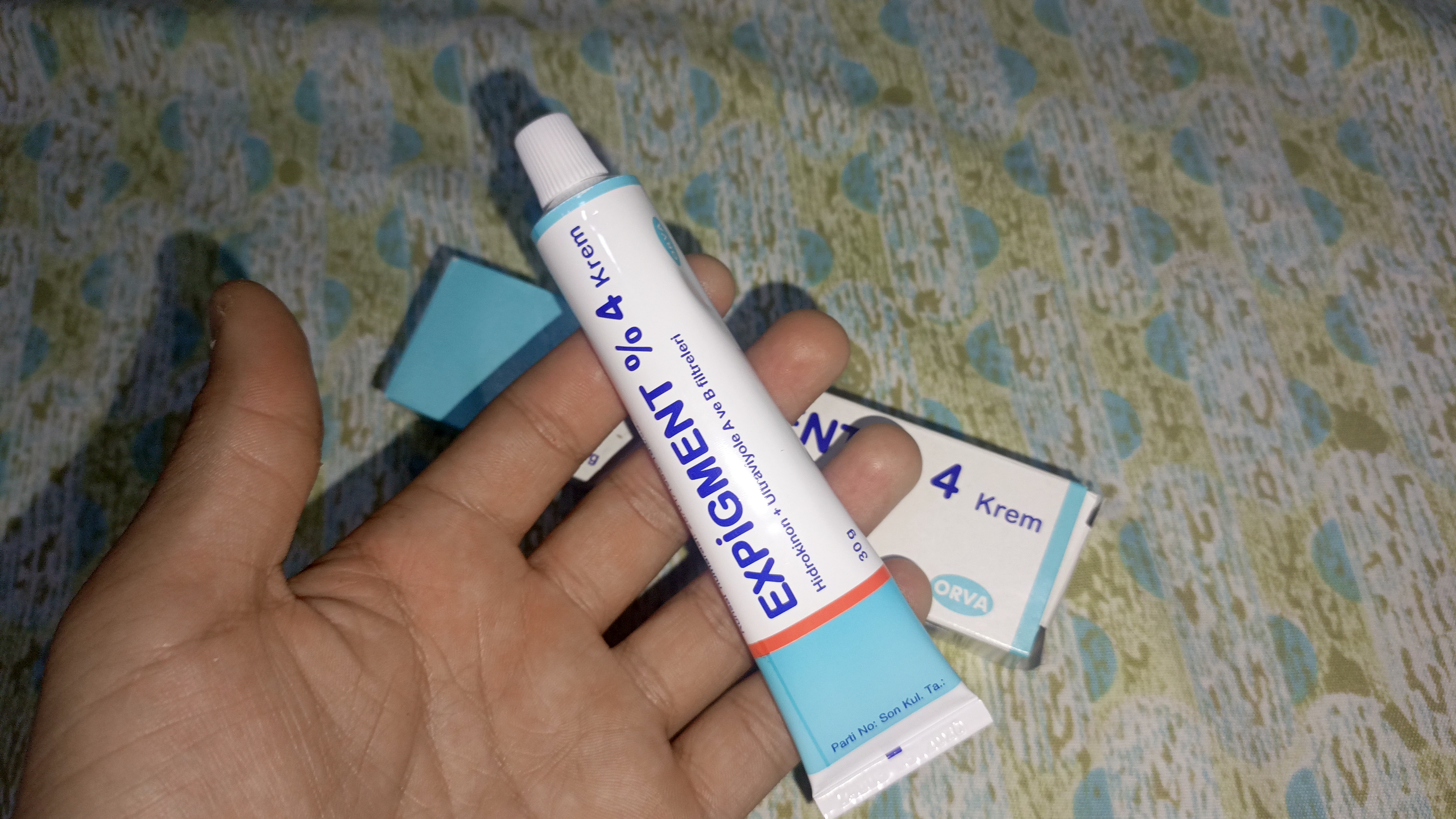 Крем отбеливающий, мазь для лица от пигментации "мелазмы" и веснушек Expigment 4%, 30 г