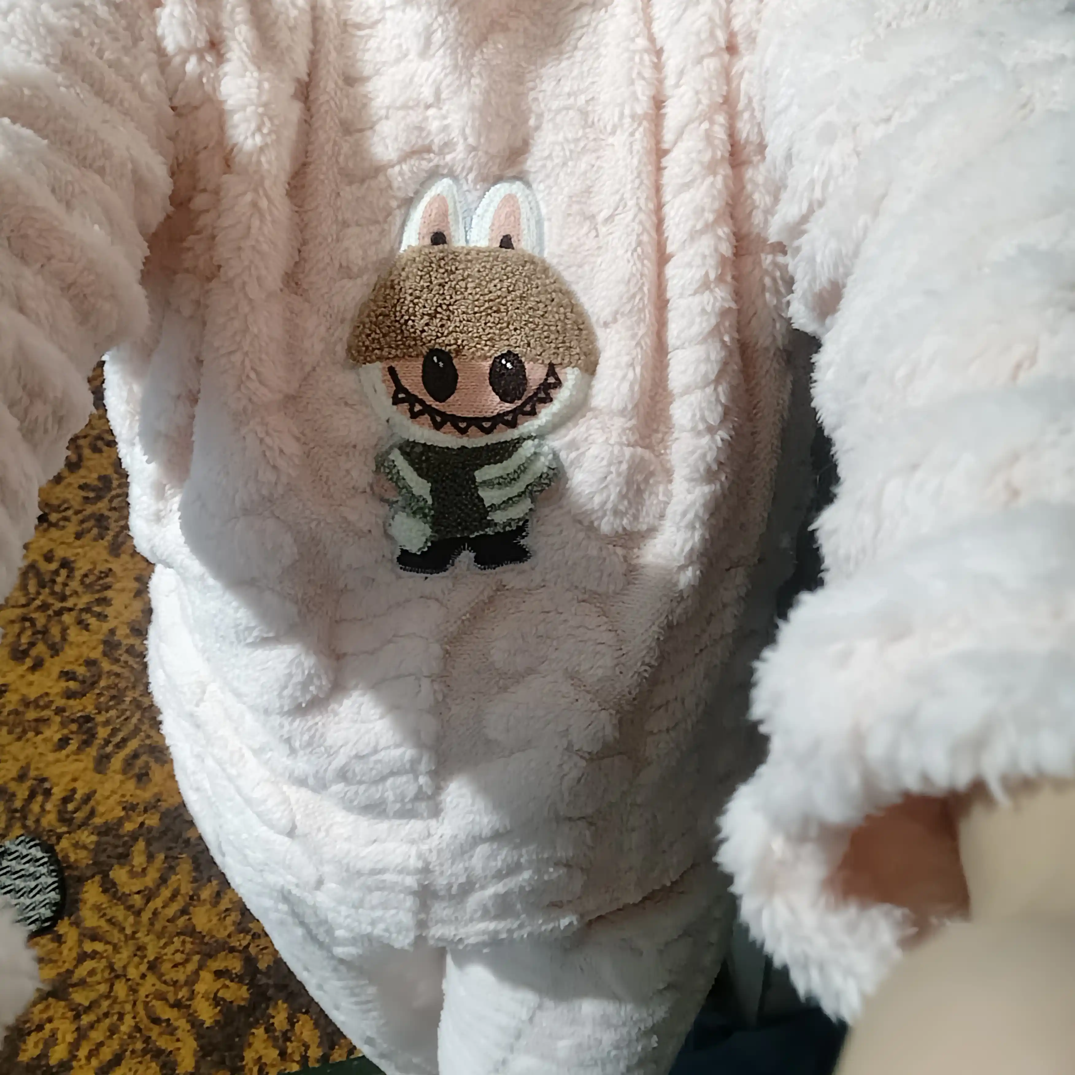 Ayollar uy kiyimi, pijama, 100% paxtadan tayyorlangan kiyimlar to‘plami 2 tasi 1 da