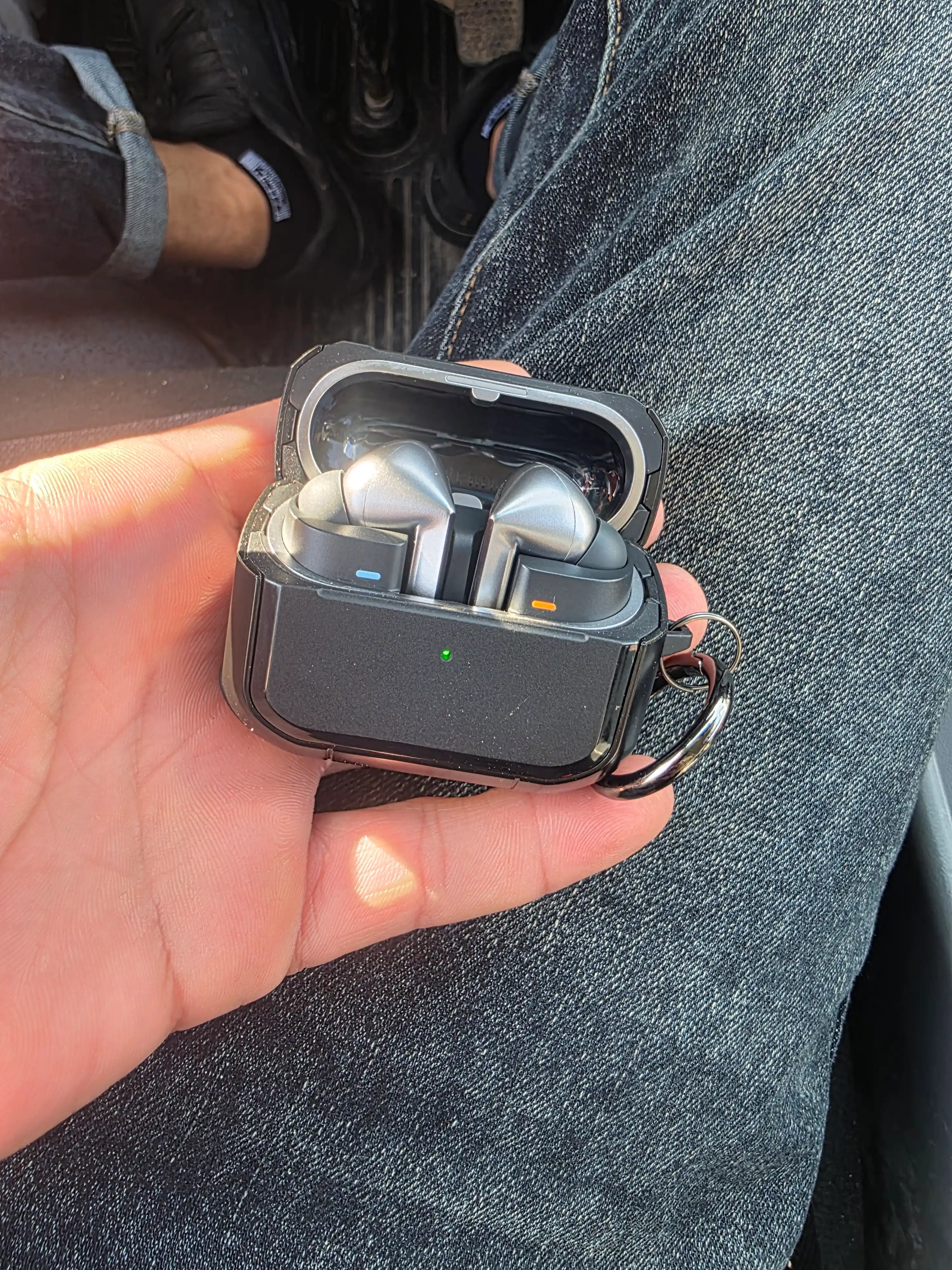 Samsung Galaxy Buds 3, 3 Pro, 3 Fe quloqchinlar g‘ilofi