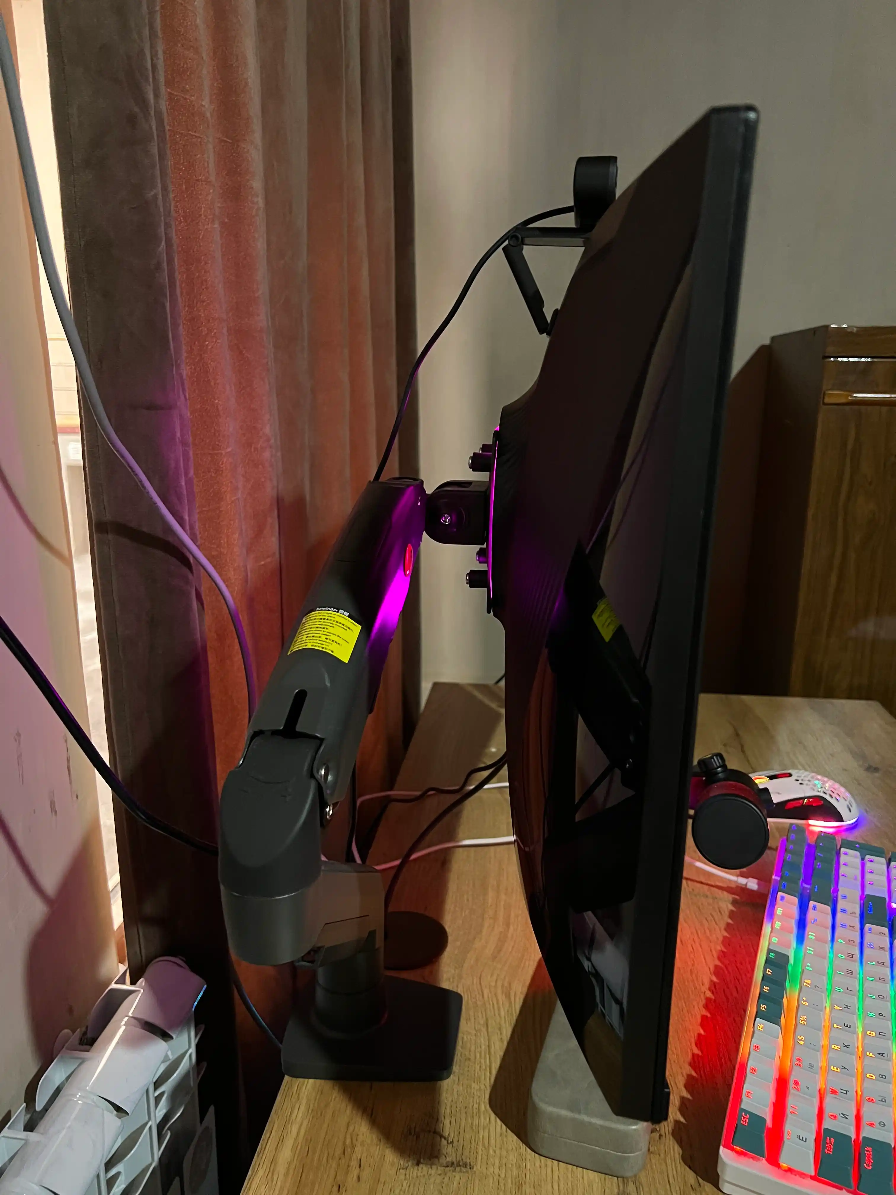 Monitor, televizor kronshteyni, 17-30, North Bayou F80, RSTAR