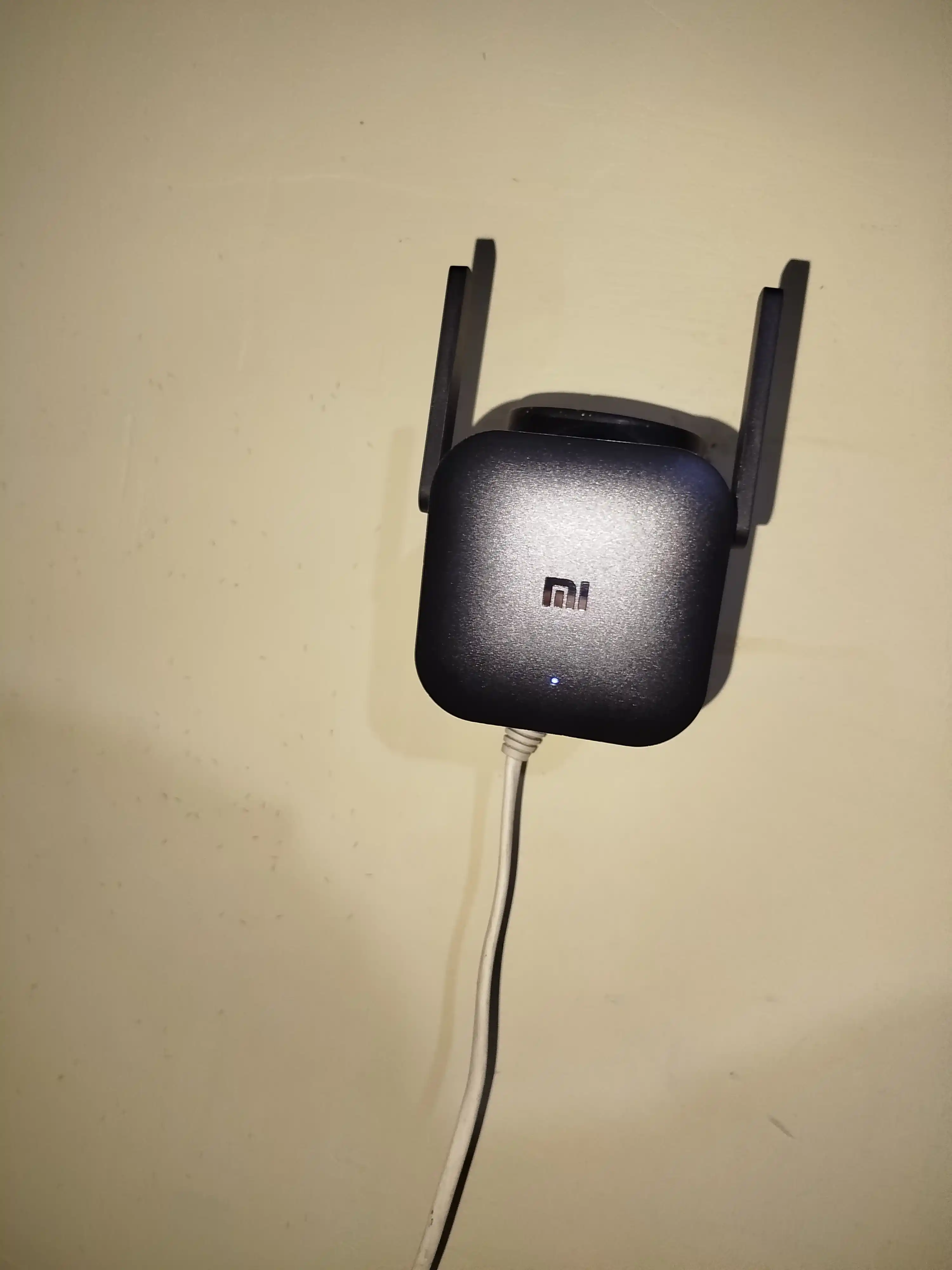 Усилитель сигнала Wi-Fi Mi repiter Xiaomi Mi Range Extender Pro, N300, Global version