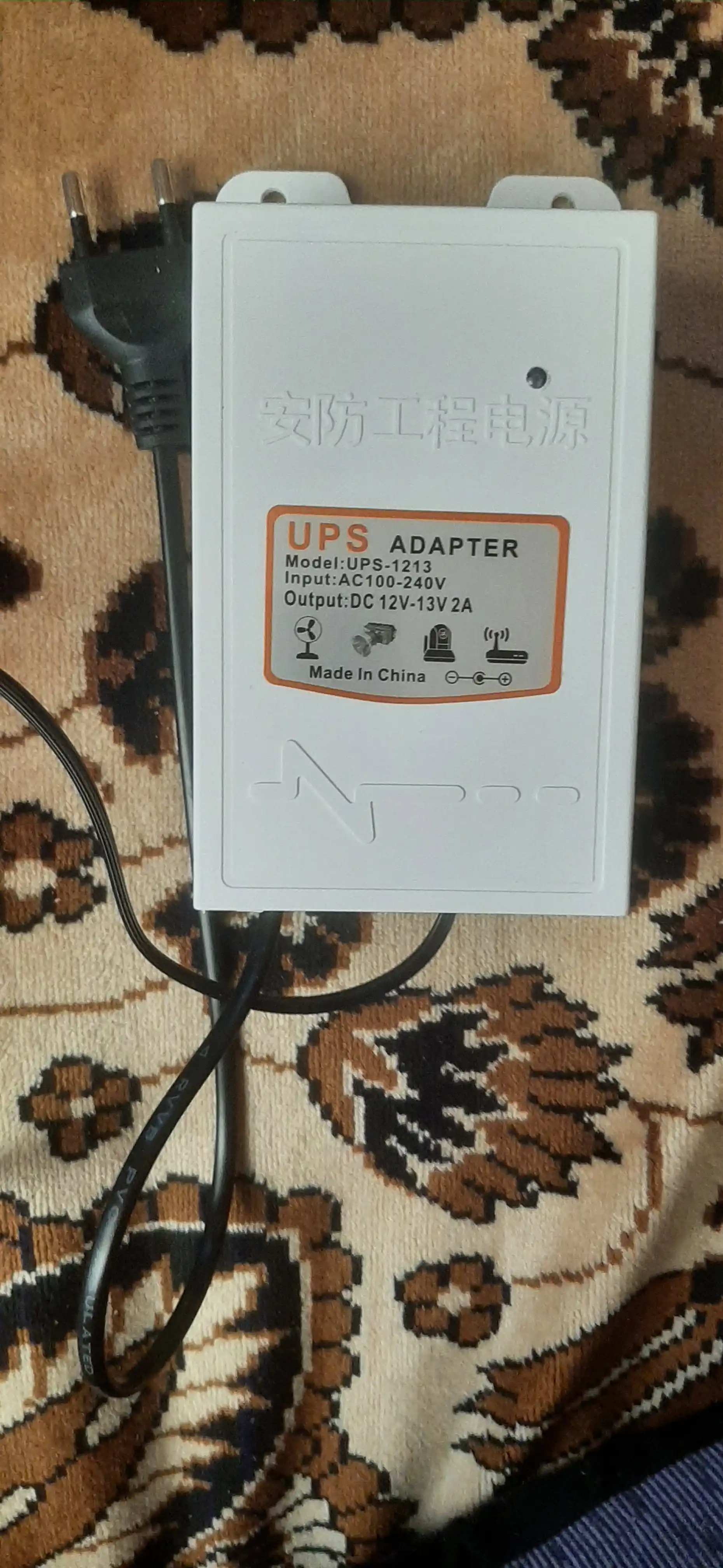 Mini UPS один выход 12V-13V 2A ИБП для роутеров и камеры, Powerbank UPS-1213