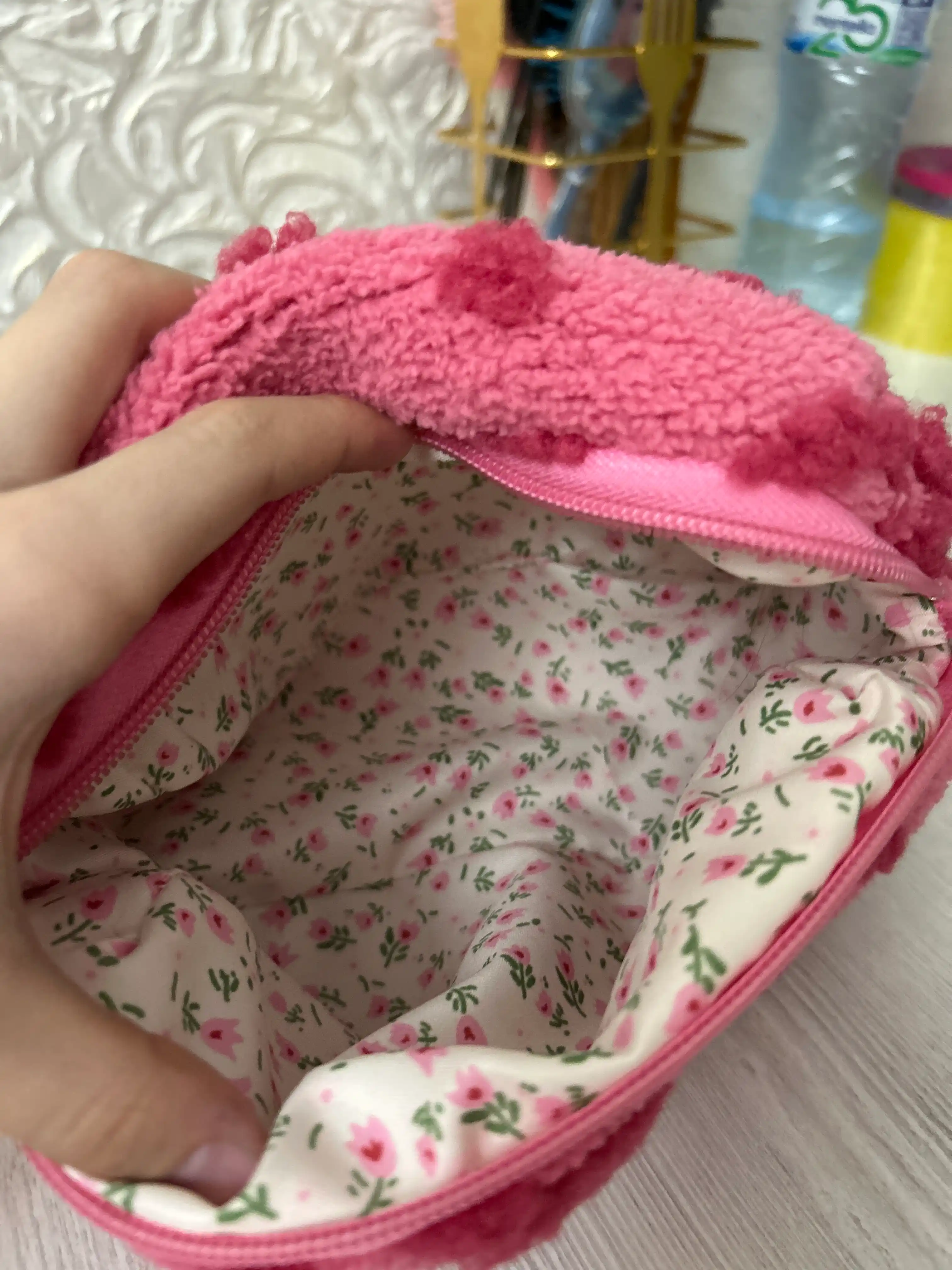 Kosmetik sumka ayollar va qizlar uchun, yurakchali, 3 xil rangda