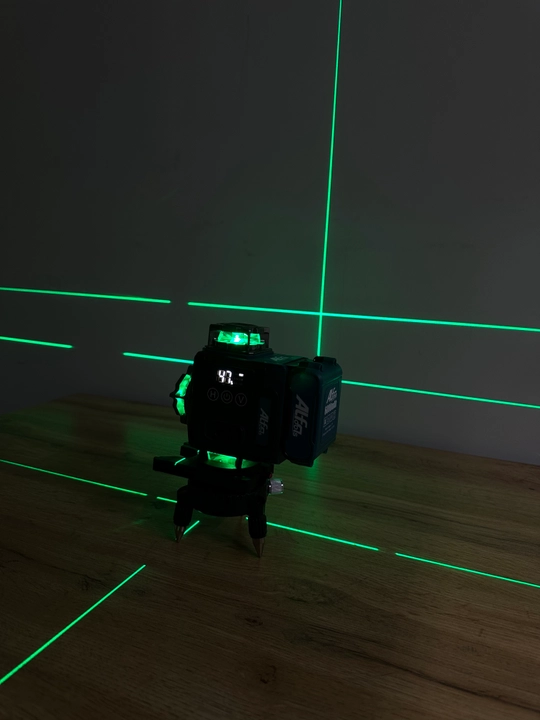 Лазерный уровень Alfa Tools 4D, 360 градусов, 16 линий, со штативом
