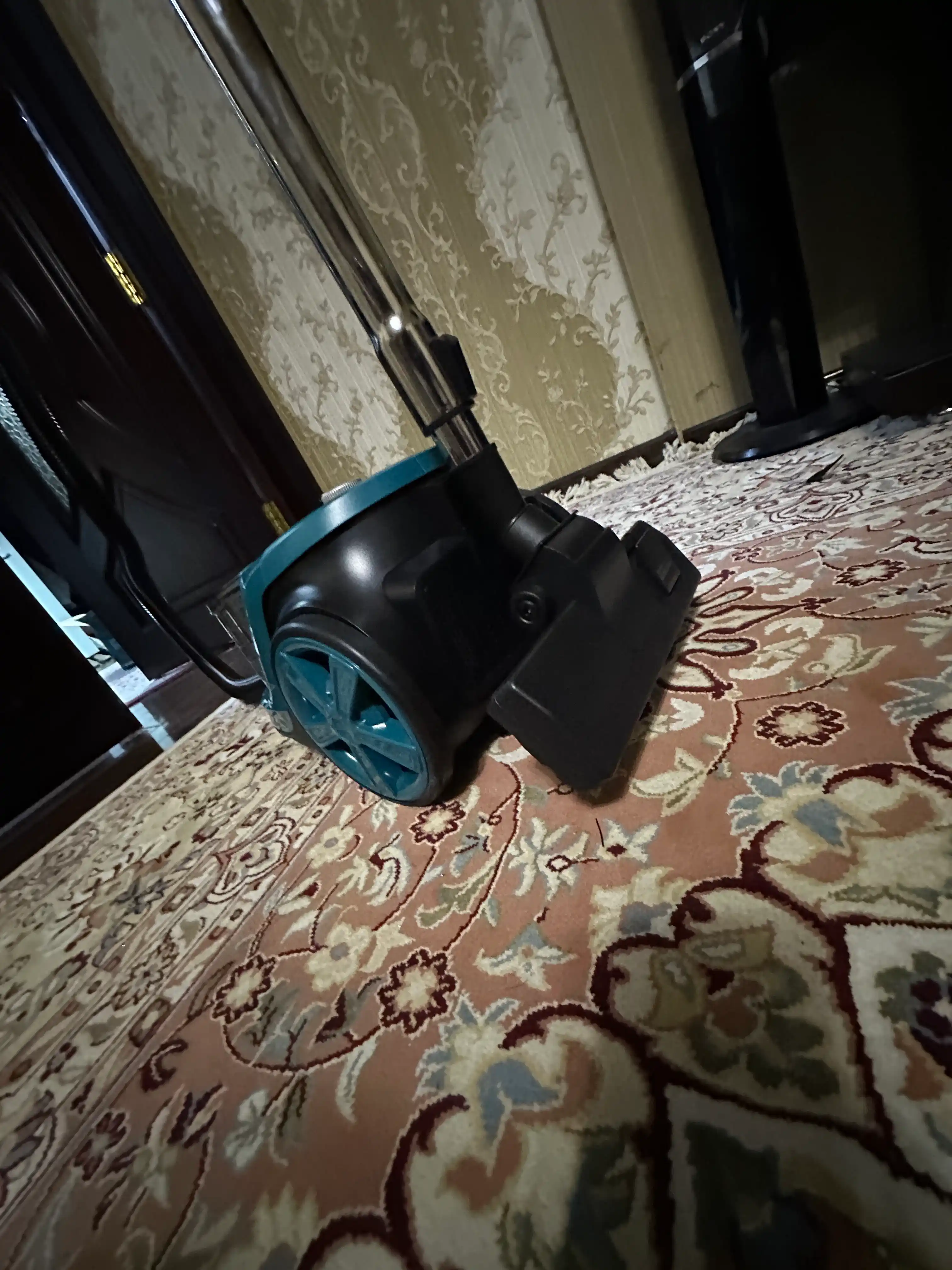 Пылесос PowerPro, мощность 3600W, без мешка, 4 л. Changyutgich, pilisos