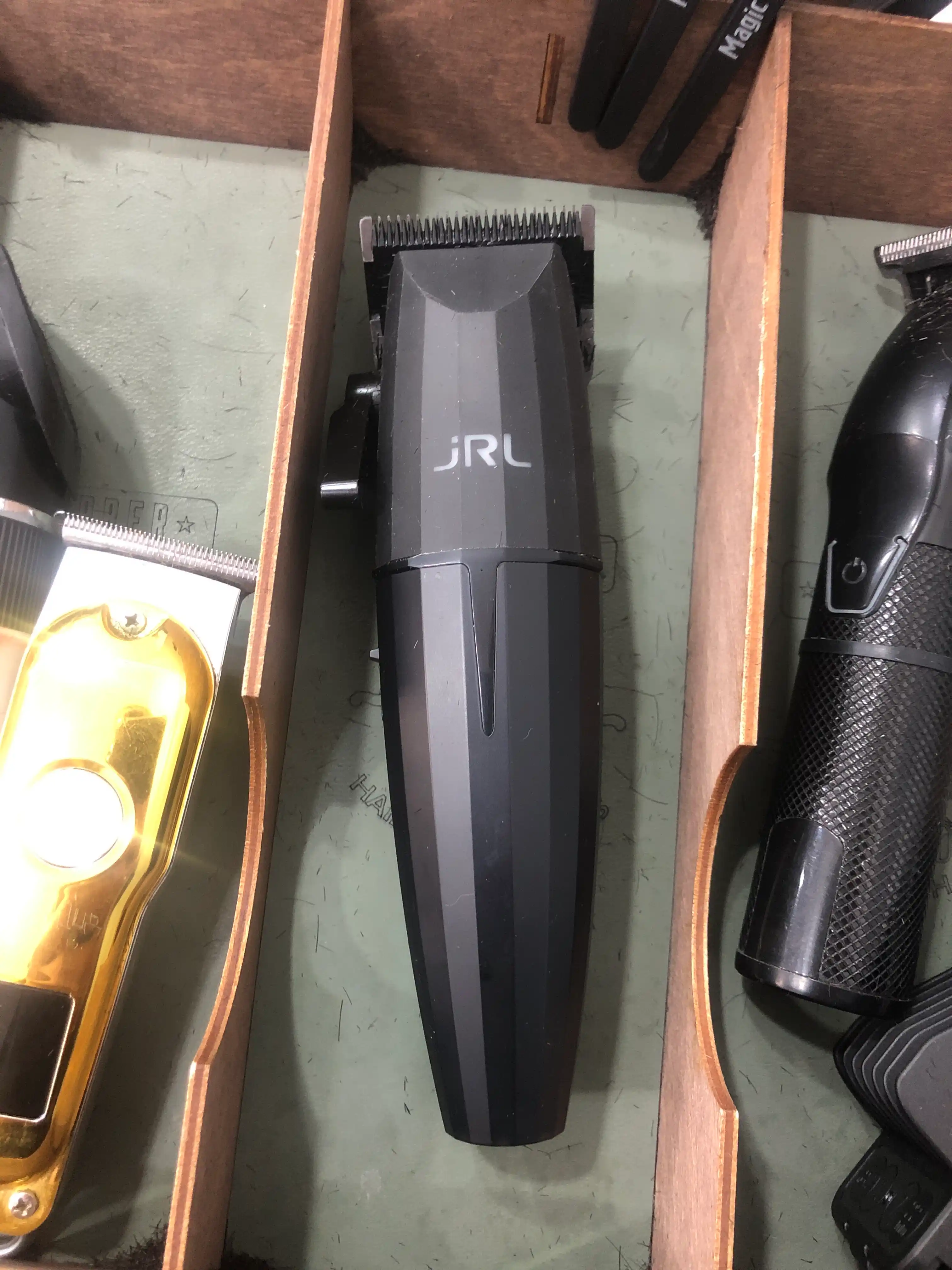 Maшинка JRL Fresh Fade FF2020C-B Clipper Onyx