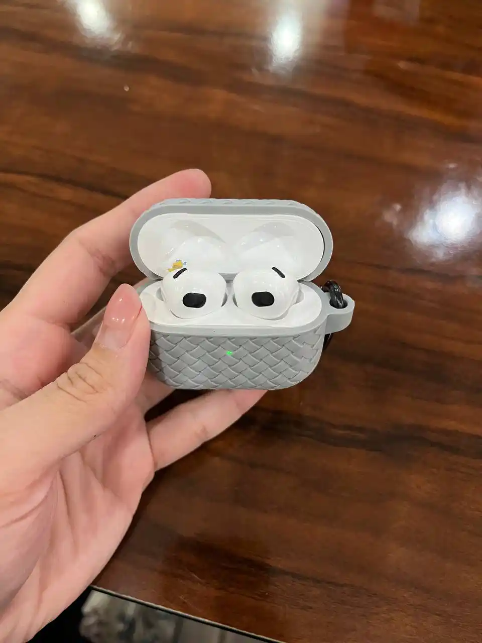 Чехол для Airpods 1, 2, pro, pro 2, 3, 4  силиконовый, ромб