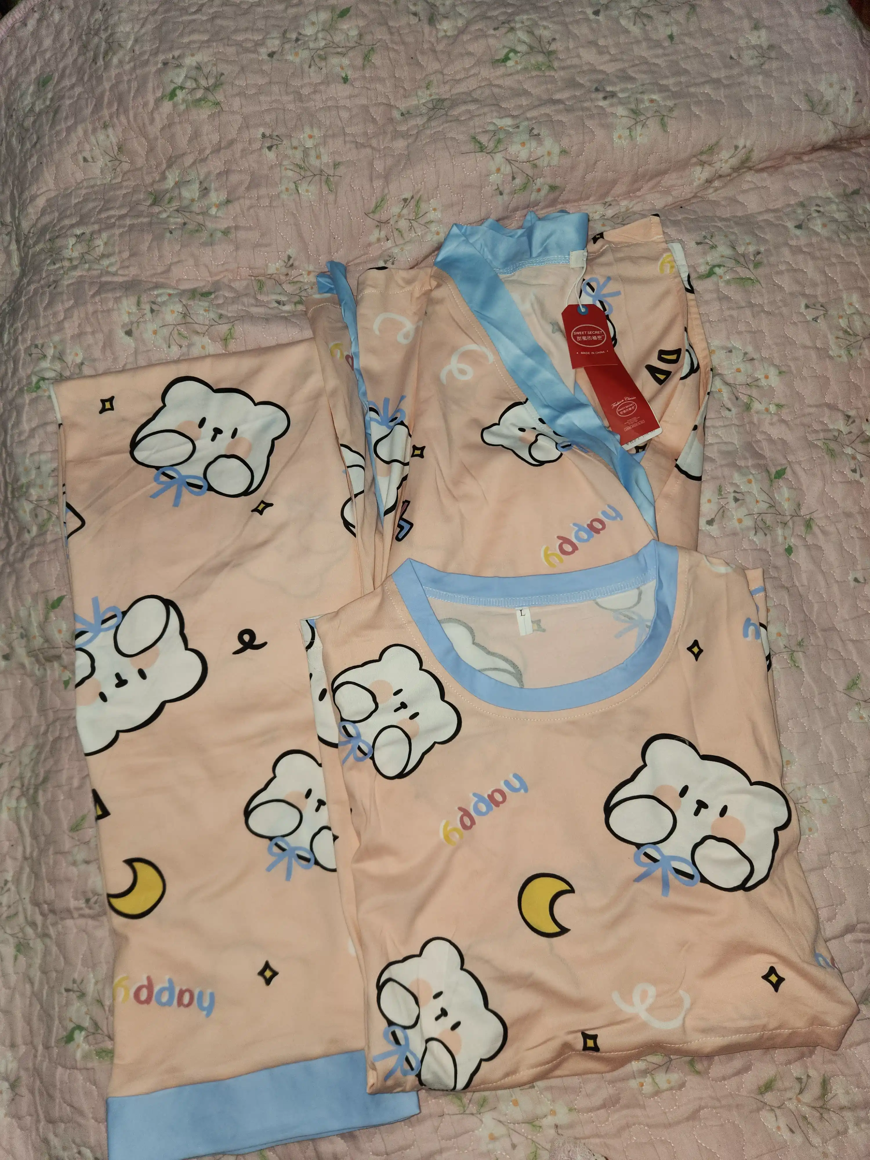 Ayollar uchun pijama, 3 tasi birda
