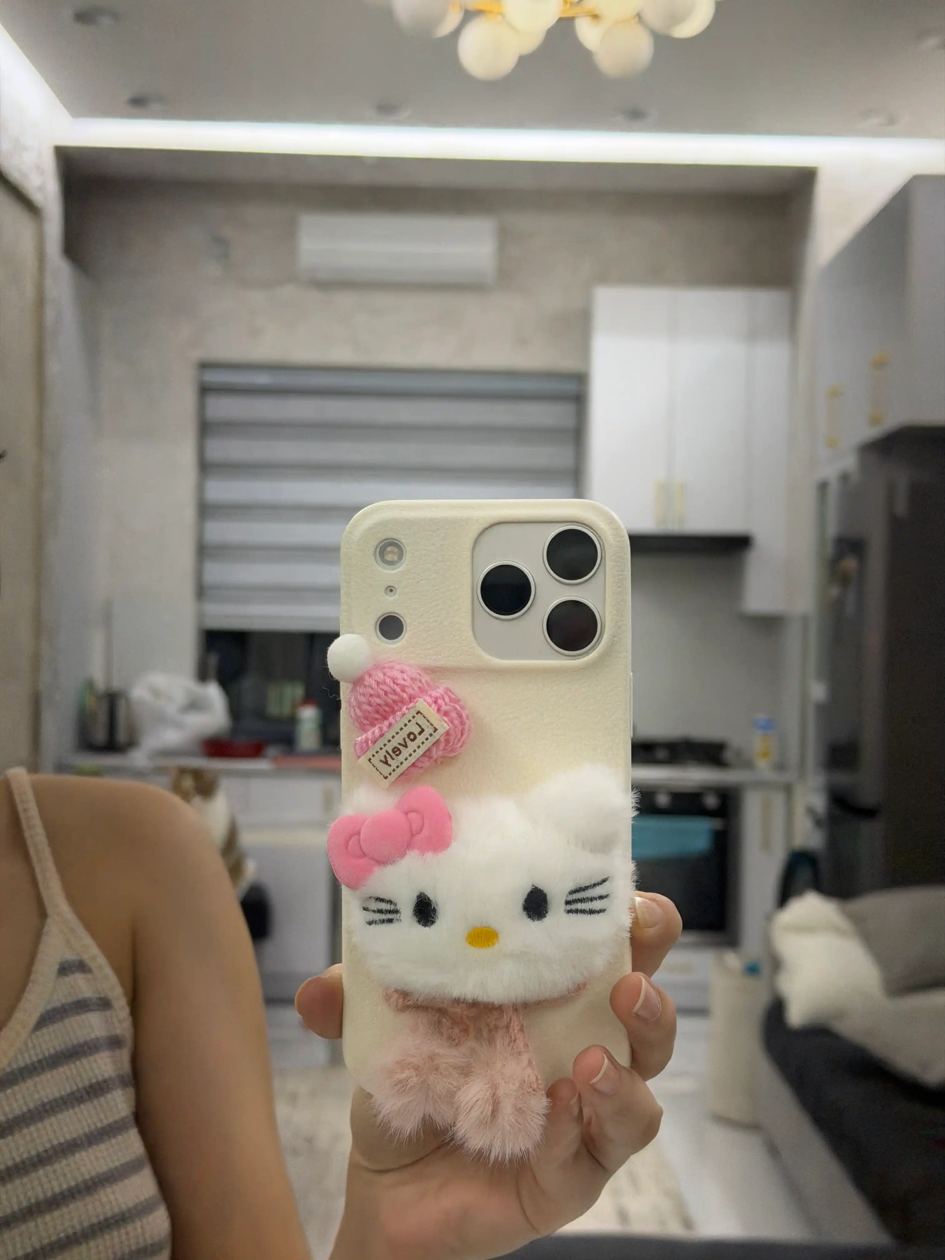 IPhone 13, 14, 15, 16, 17 Pro, Pro Max uchun g‘ilofi