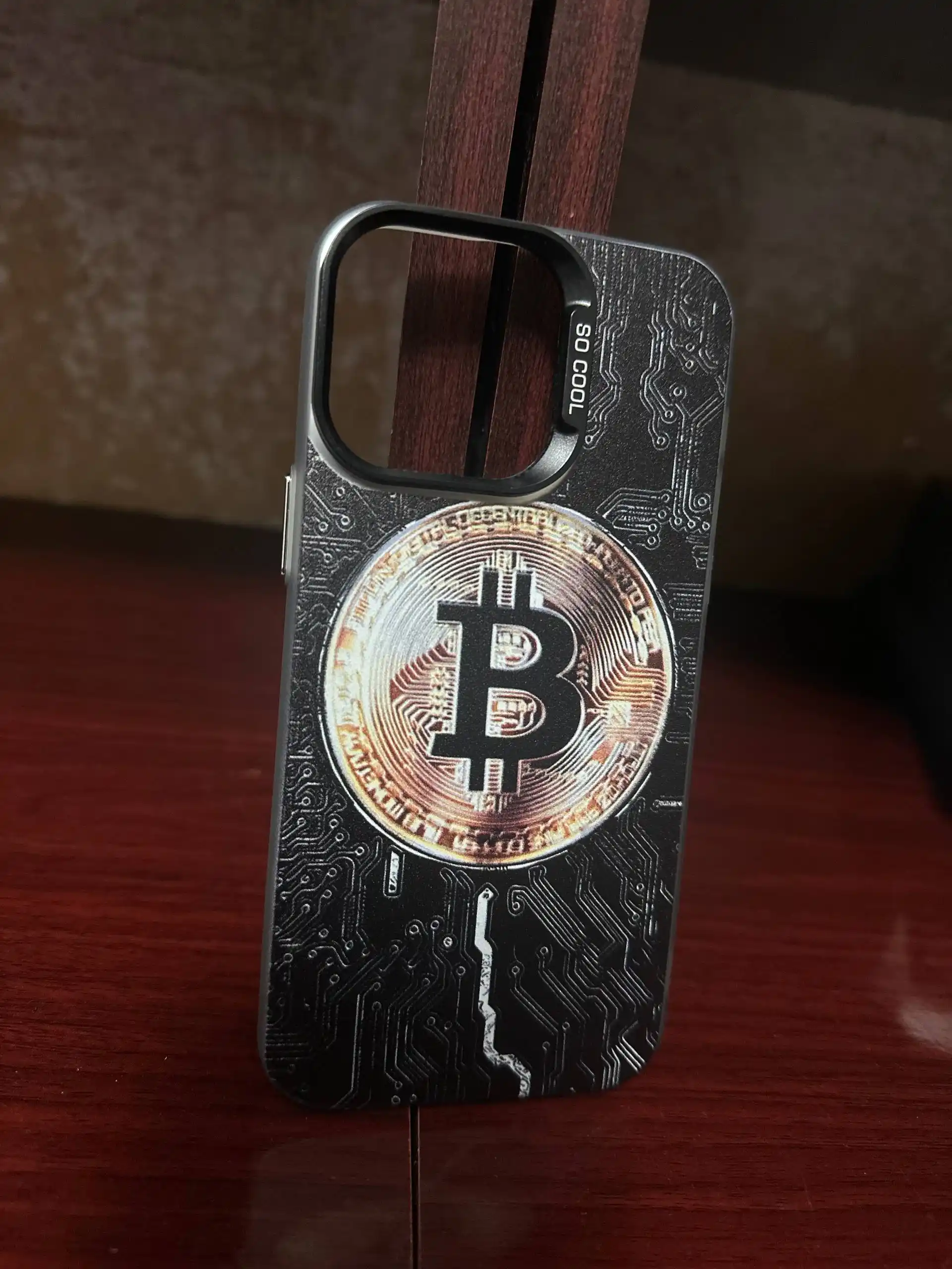 Чехол на iPhone 11, 12, 13, 14, 15, 16, 17 Pro, Pro Max, Биткоин, Mercedes, Porsche