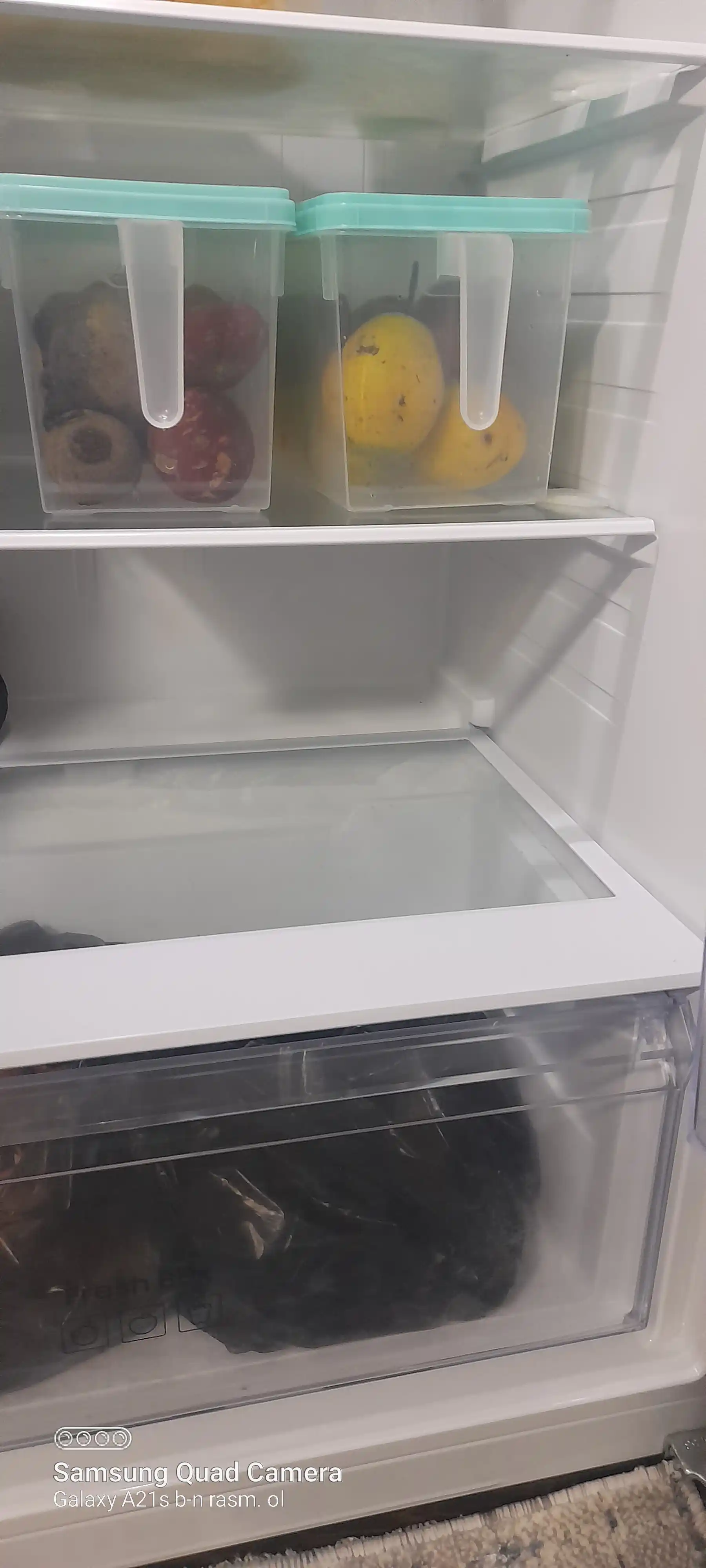 Контейнер с крышкой, для хранения продуктов в холодильнике