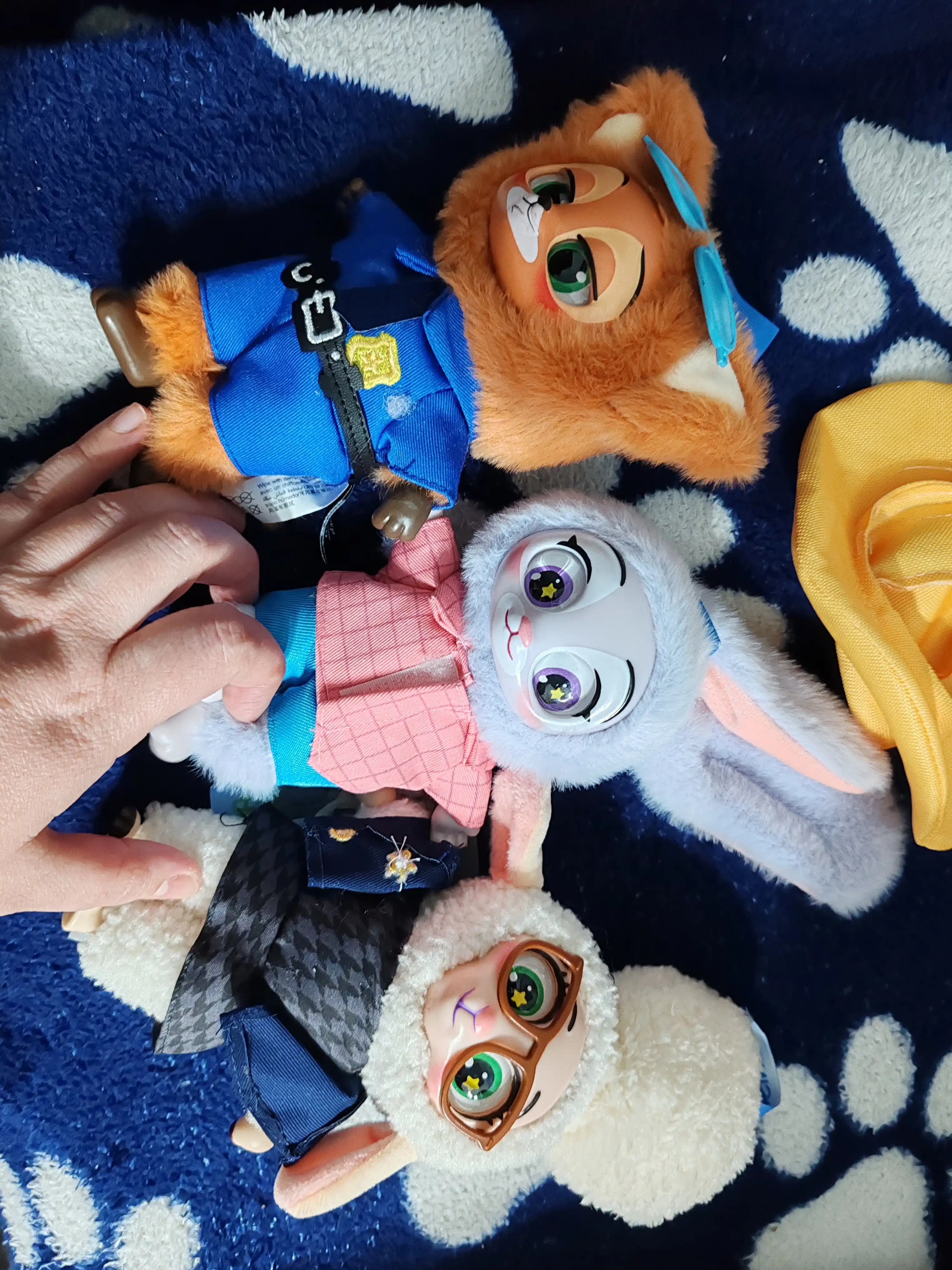 Zveropolis, Zootopia, kolleksiyali yumshoq brelok-haykalcha, yumshoq o'yinchoq, SURPRIZ BOX