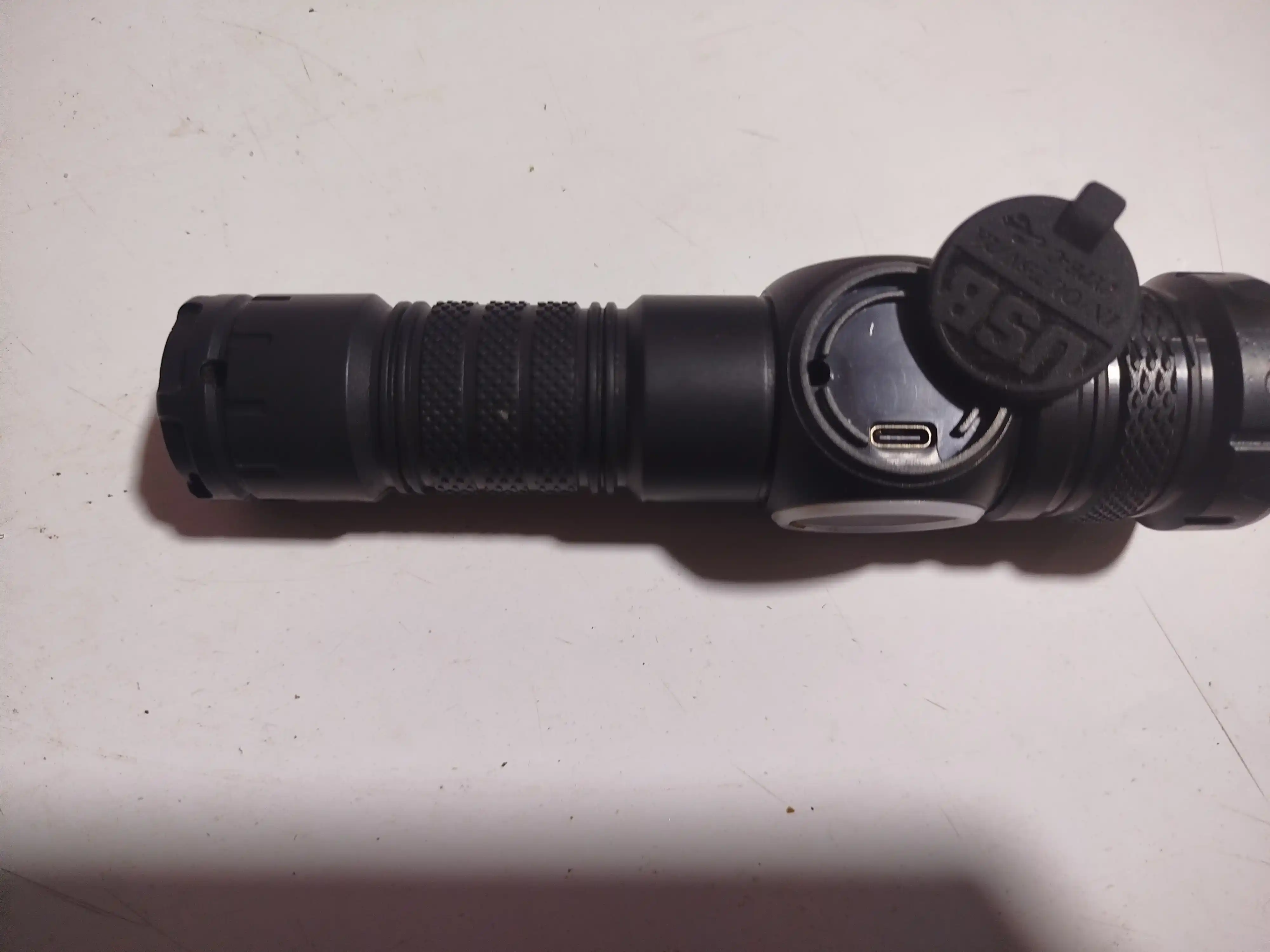 Qo‘l fonar LED, 5 rejim, PowerBank funksiyasi bilan