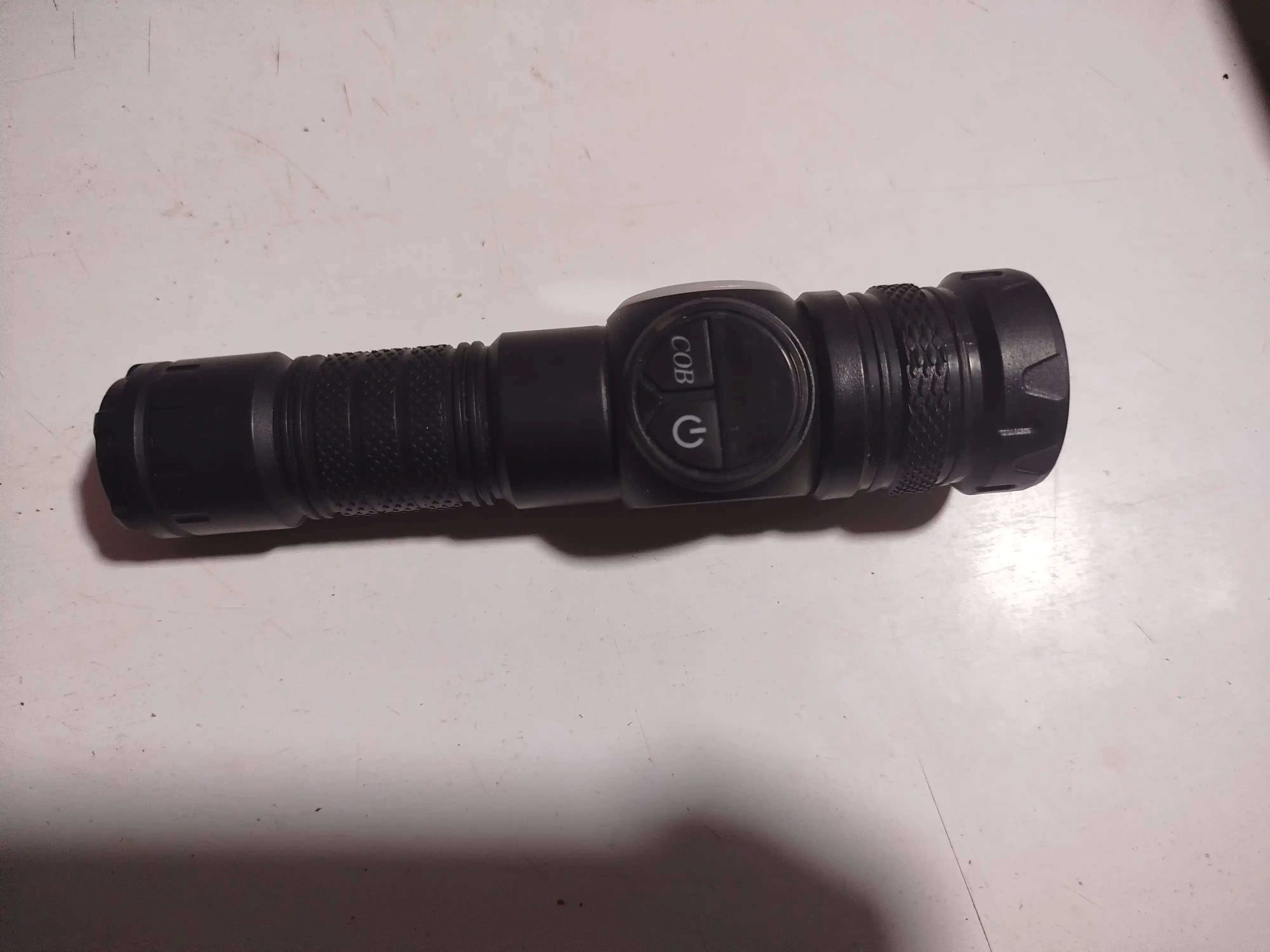 Qo‘l fonar LED, 5 rejim, PowerBank funksiyasi bilan