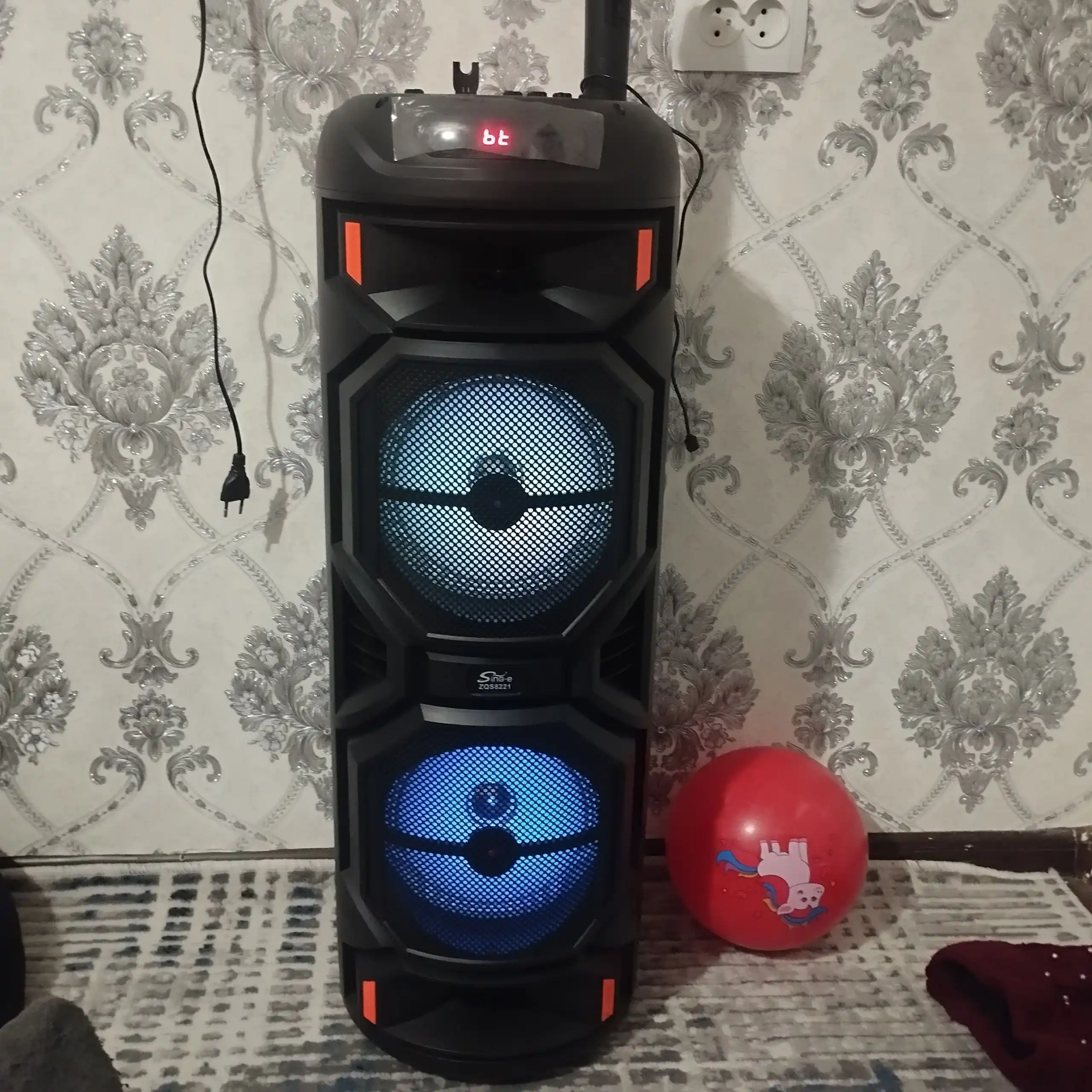 Караоке колонка Sing-e с микрофоном, Bluetooth, портативная, RGB подсветка