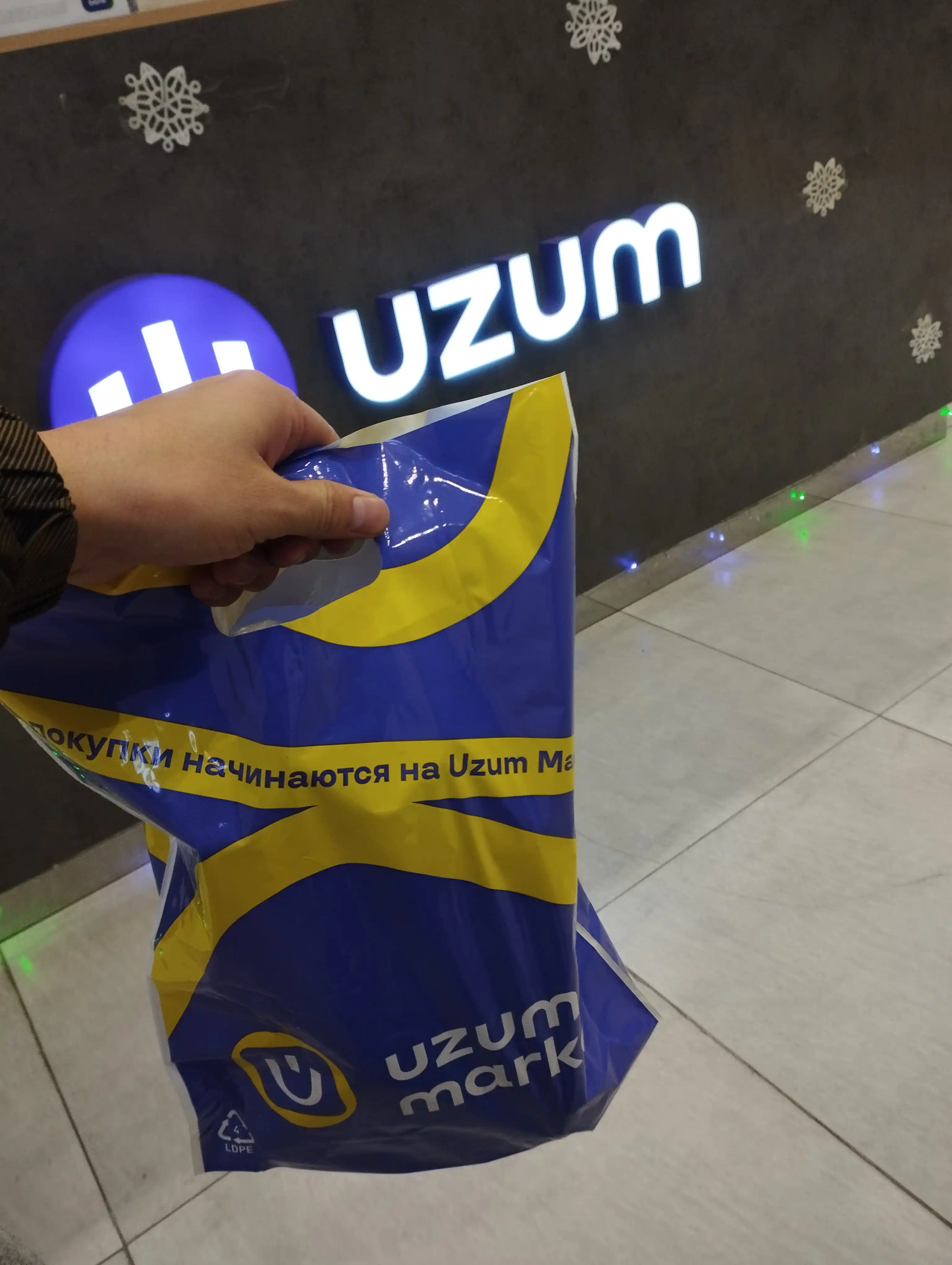 Erkaklar uchun krossovkalar. Tods, O'lcham 40-45
