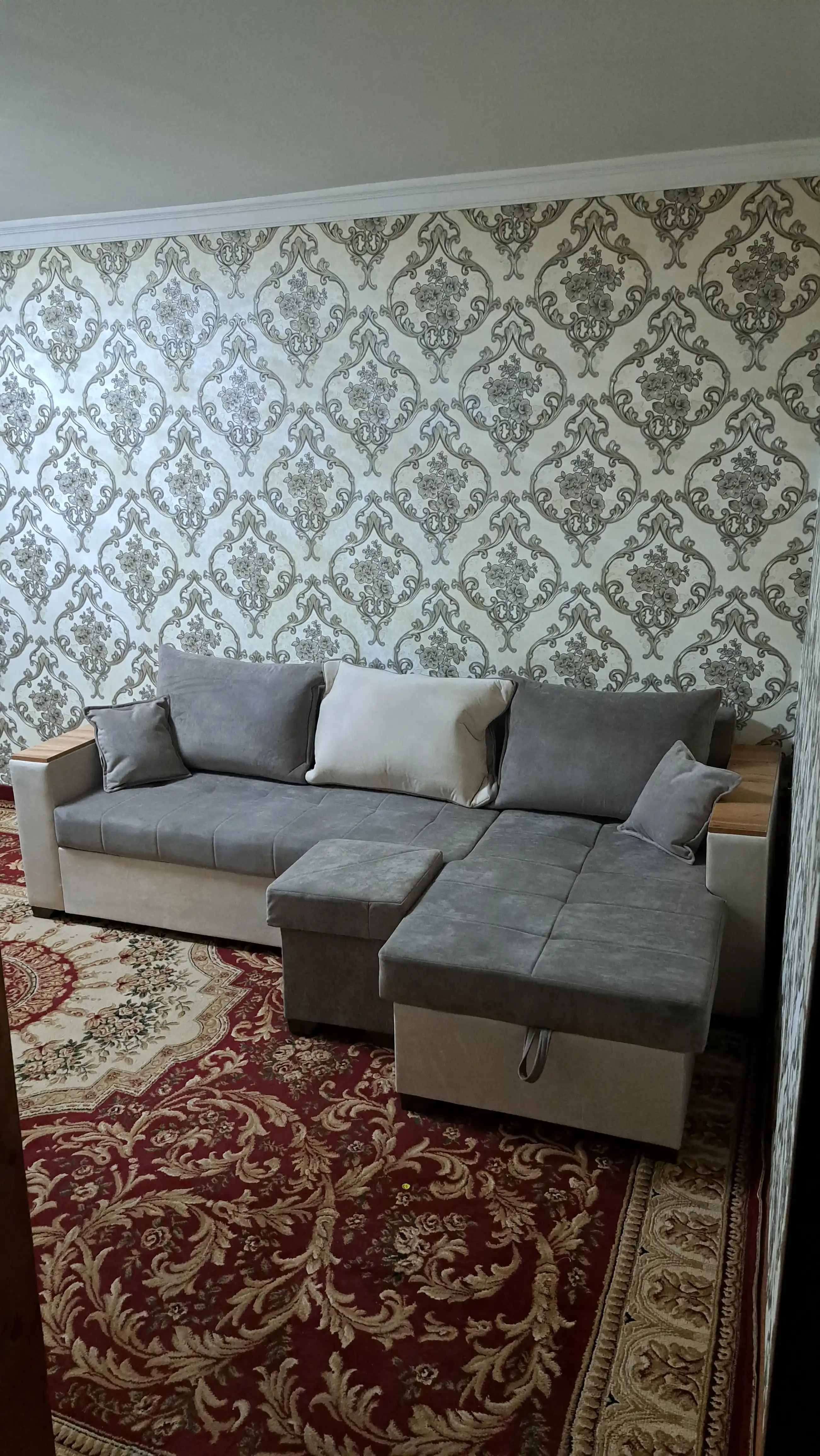 Burchakli divan.  Bir yechimda uslub, qulaylik va amaliylik