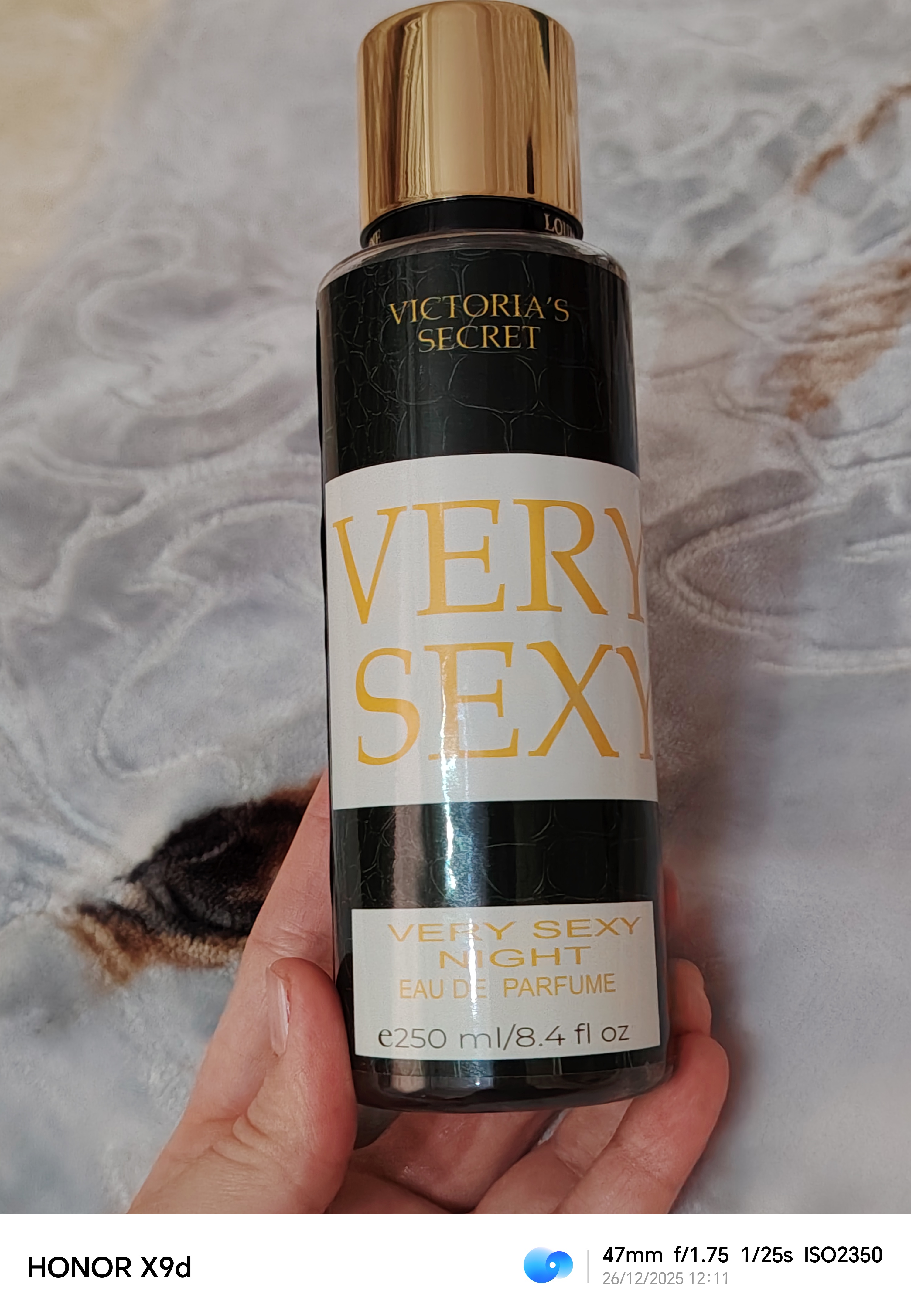 Sprey Victoria Secret Aqua kiss, Tempatation, Shimmer mist, 250 ml