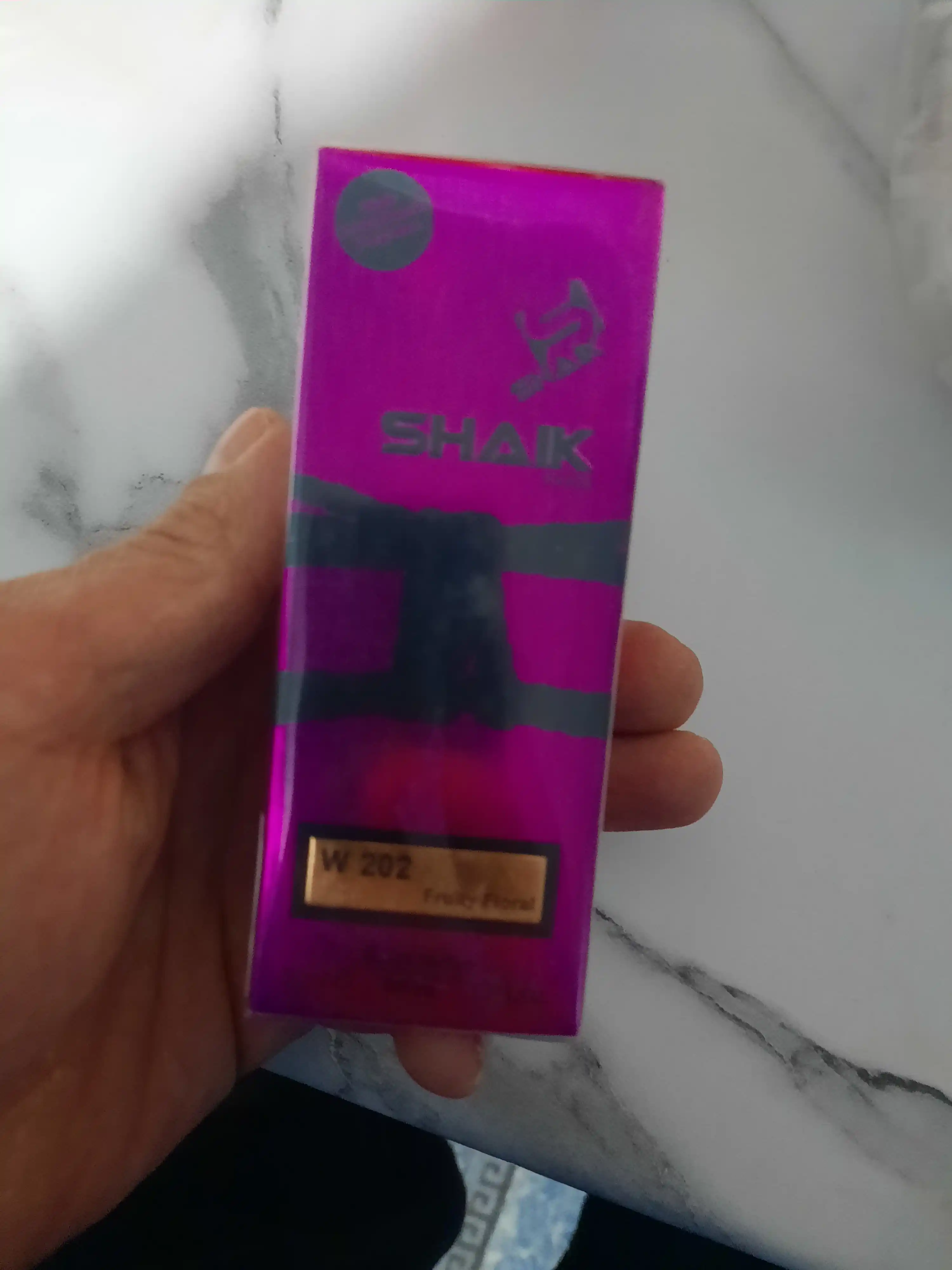 Parfyumlangan suv Victoria's Secret Bombshell, Shaik №202, ayollar uchun , 50 ml