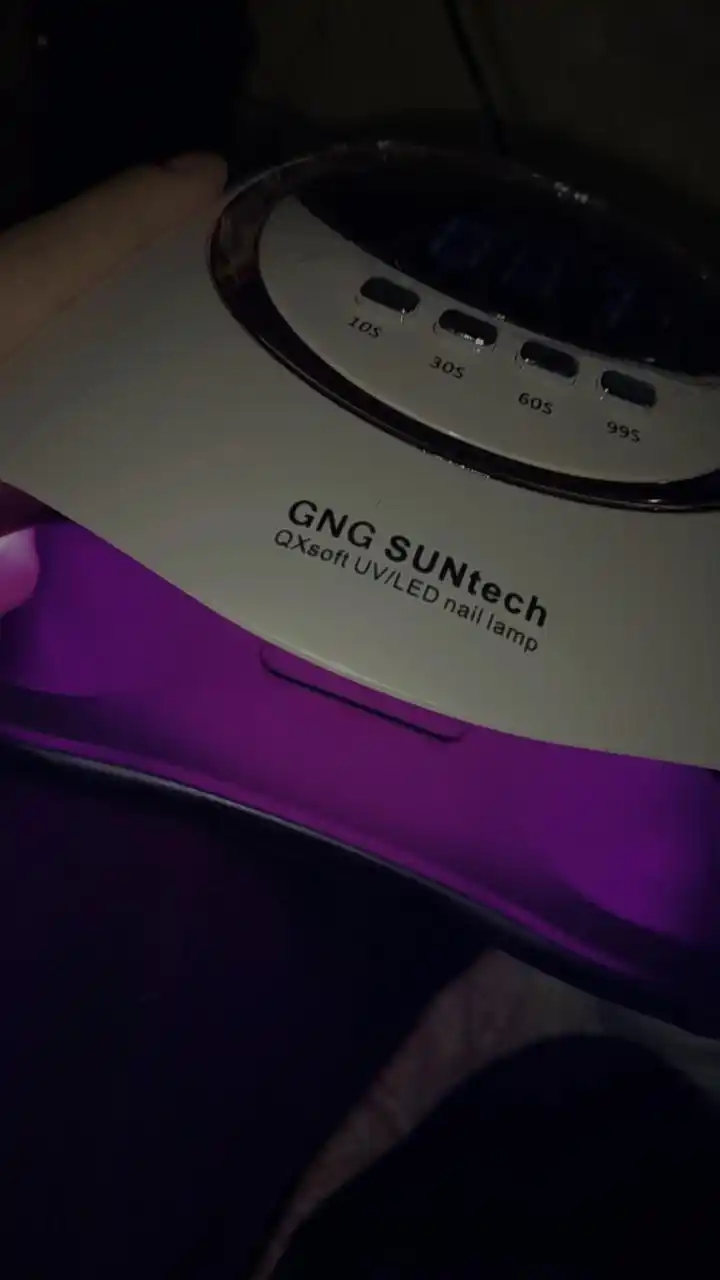 Manikyur va pedikyur uchun chiroq GNG SUNtech QX