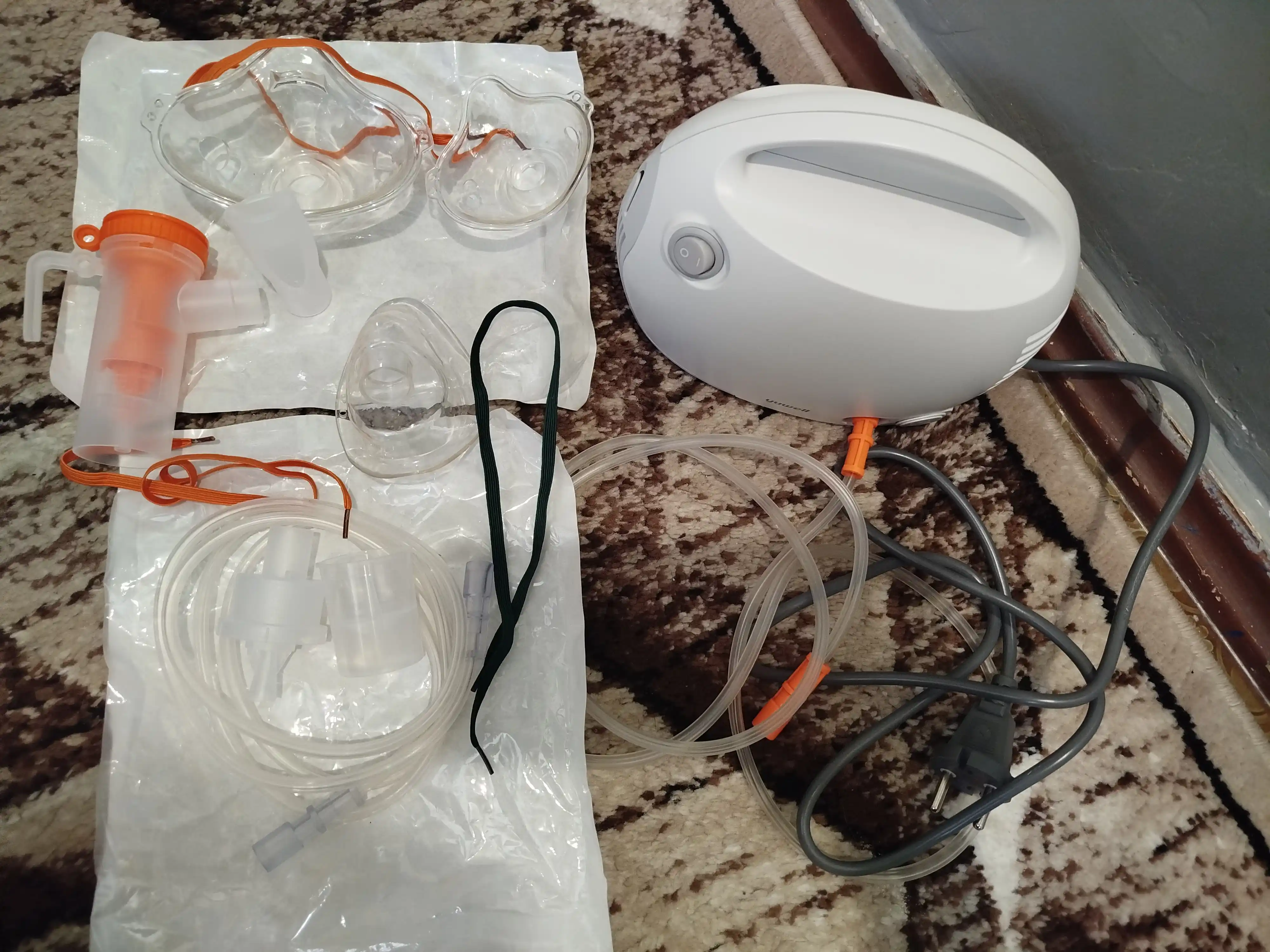 Ингалятор-небулайзер Yuwell 403T, эффективный прибор для лечения дыхательных путей