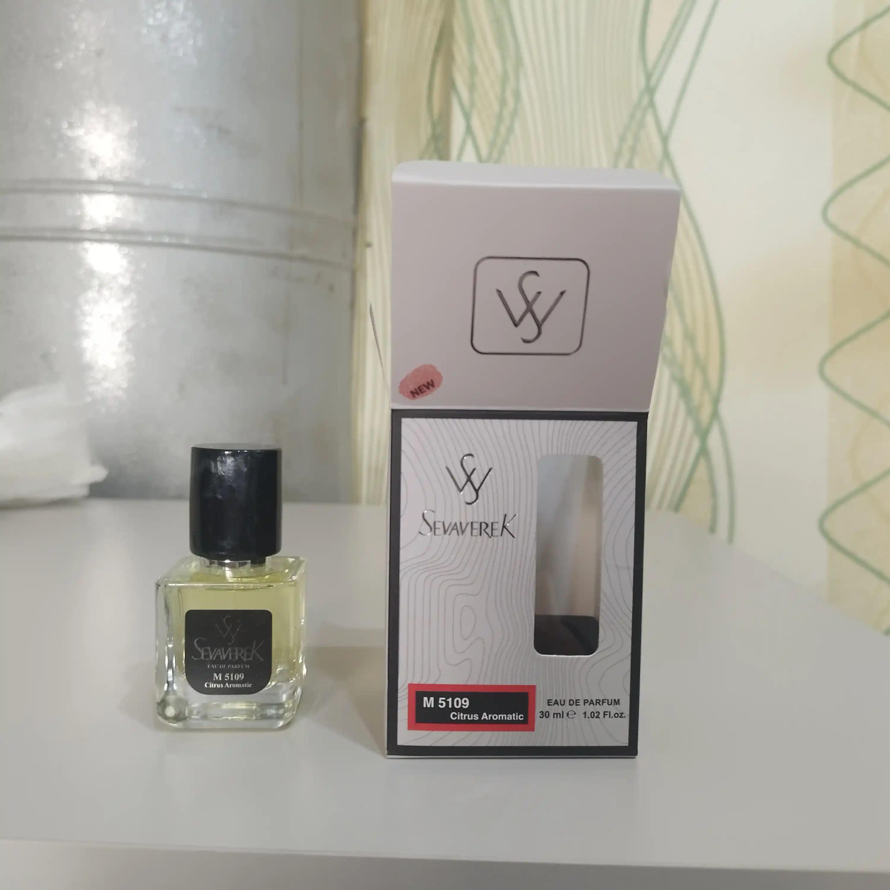 Parfyumlangan suv SEVAVEREK, 5109, DG Light Blue pour Homme, erkaklar uchun atir, 30 ml