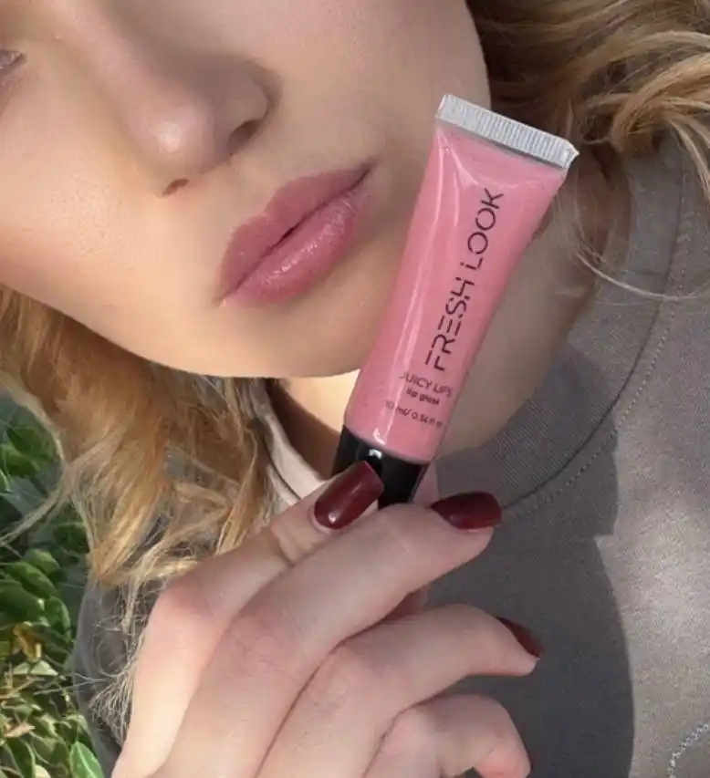 Блеск для губ аромат малины FRESH LOOK JUICY LIPS lip gloss, оттенок, 01 ягодный, 10 мл