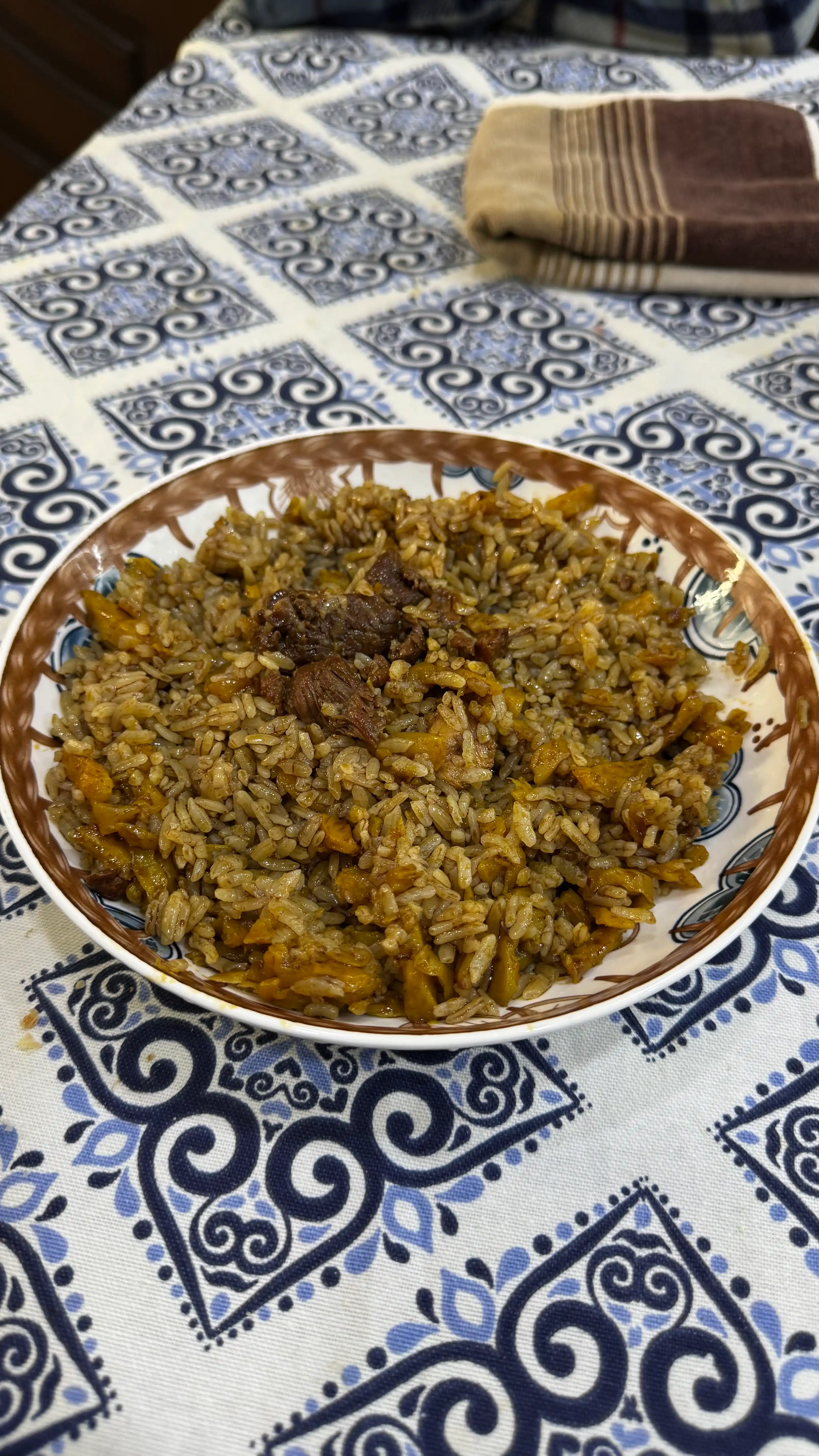 Плов на льняном масле "Payshanba", консервированный, 335 г