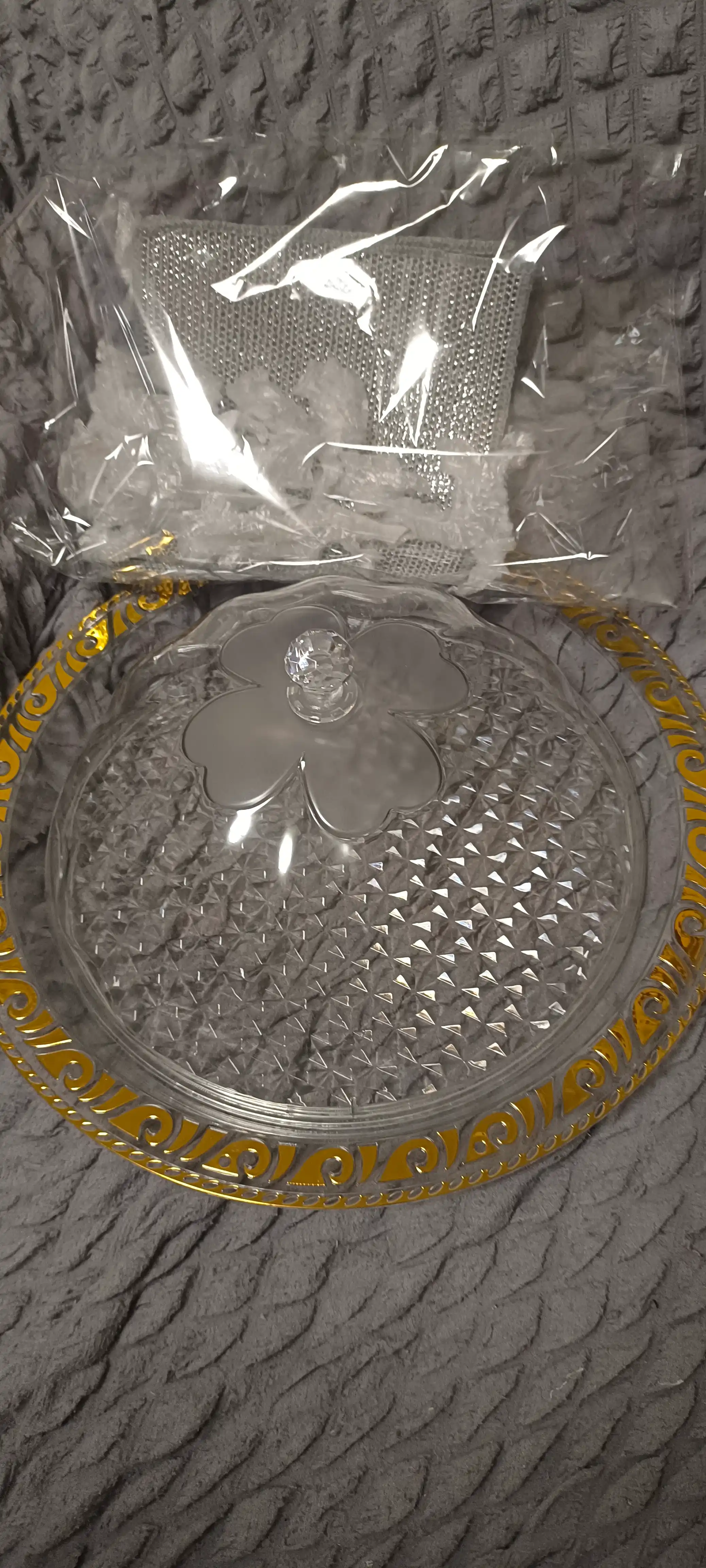 Akril idish
