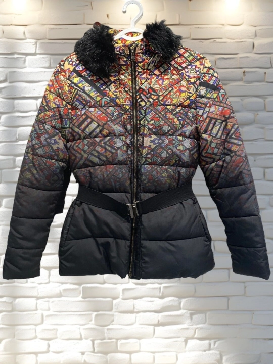 Ispaniyaning Desigual brendi ayollar qishki kurtkasi