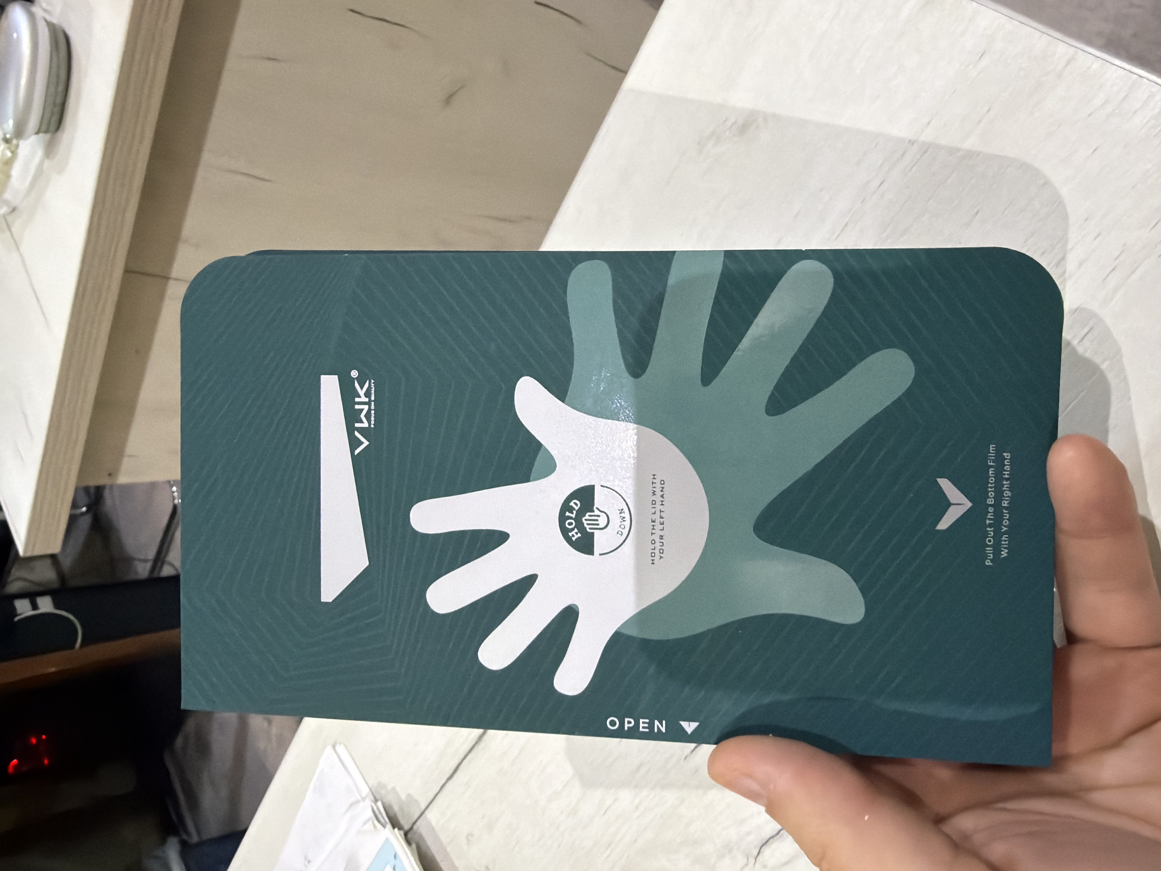 IPhone 16 pro, 16 pro max, 17 Air, 17 pro,17 pro max,18 pro, 18 pro max uchun himoya oynasi