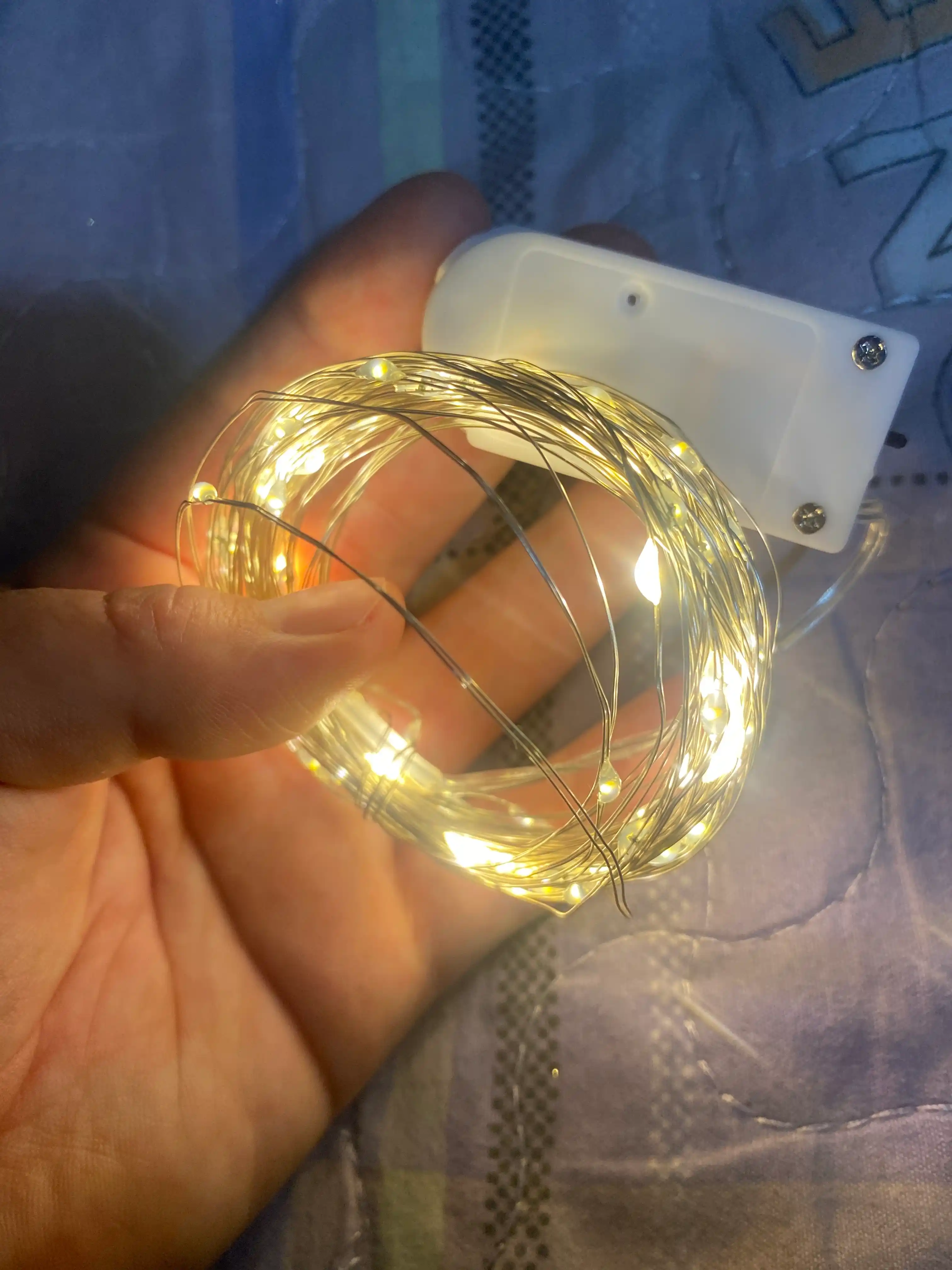 LED gulchambar ipi "shudring tushishi" Yangi yil akkumulyatori, deraza uchun