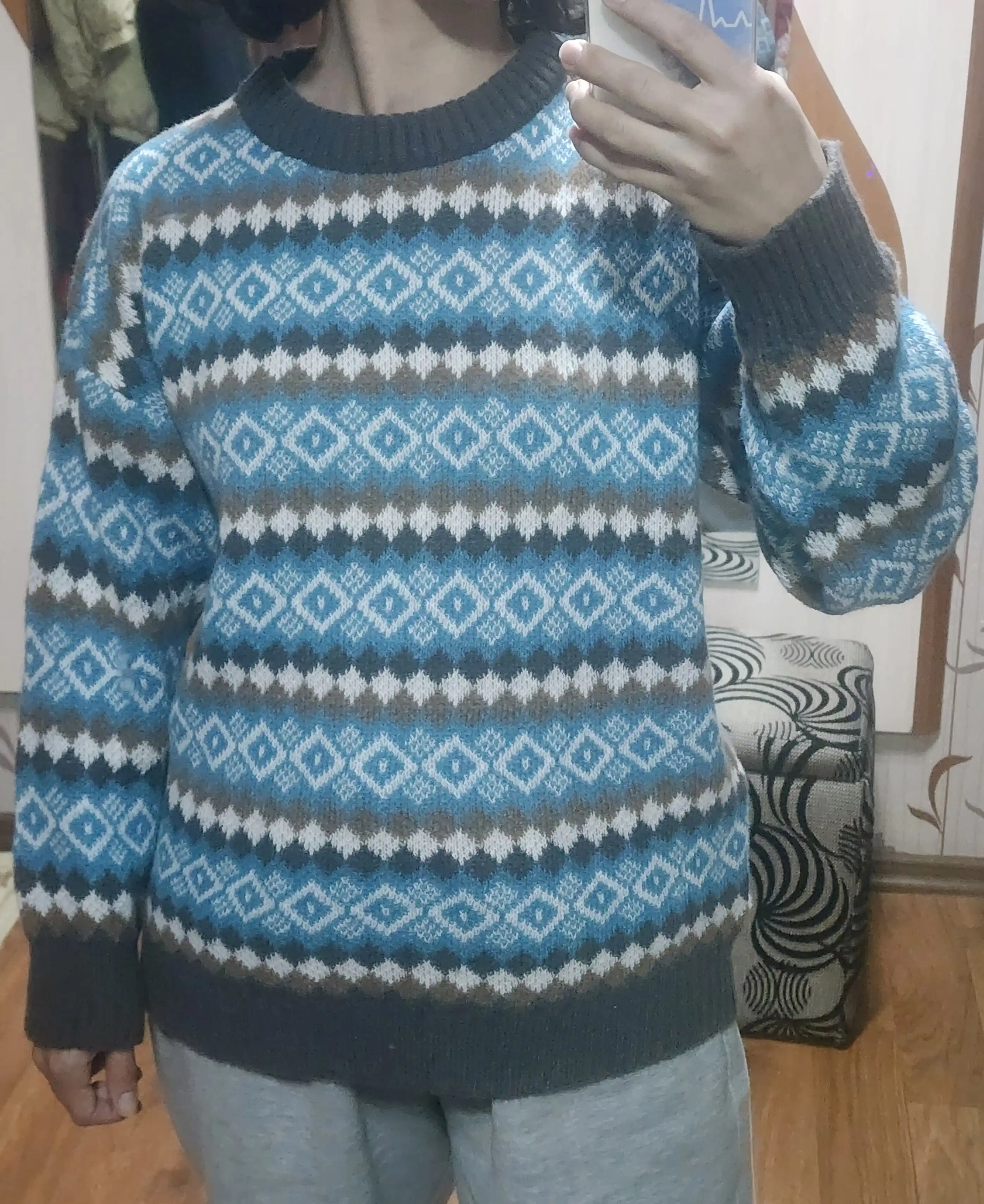 Svitеr ayollar uchun toqilgan ELLY FASHION oversize, iliq