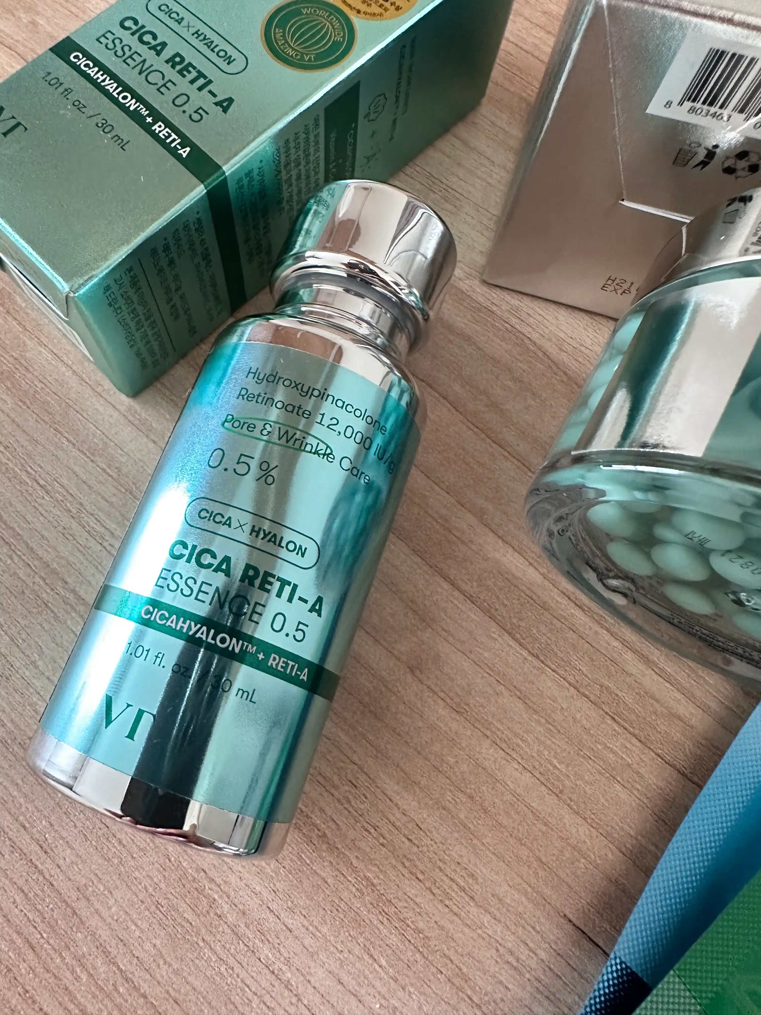 Сыворотка для лица VT Cosmetics: ретинол, лифтинг, коллаген, пептиды, центелла, 30 мл
