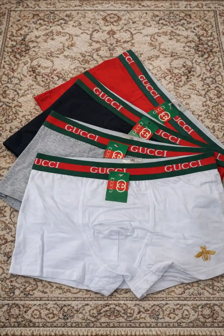 Erkaklar trusiklari GUCCI, 4 dona va 1 donadan iborat to‘plam,95% paxtadan,sovg‘a qutisida