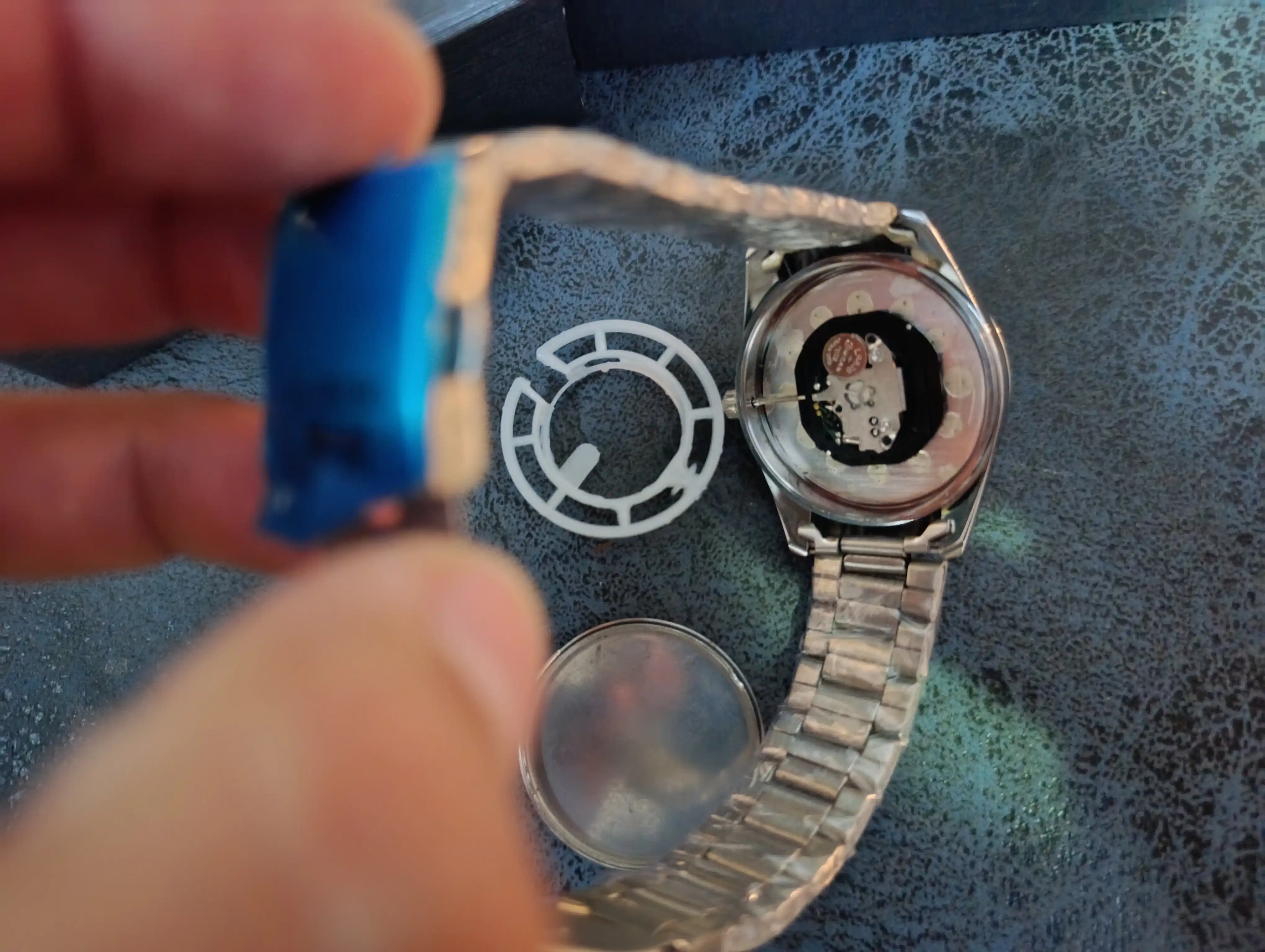 Orien Automatic S.R.O erkaklar soati, po‘lat korpus, taqvim