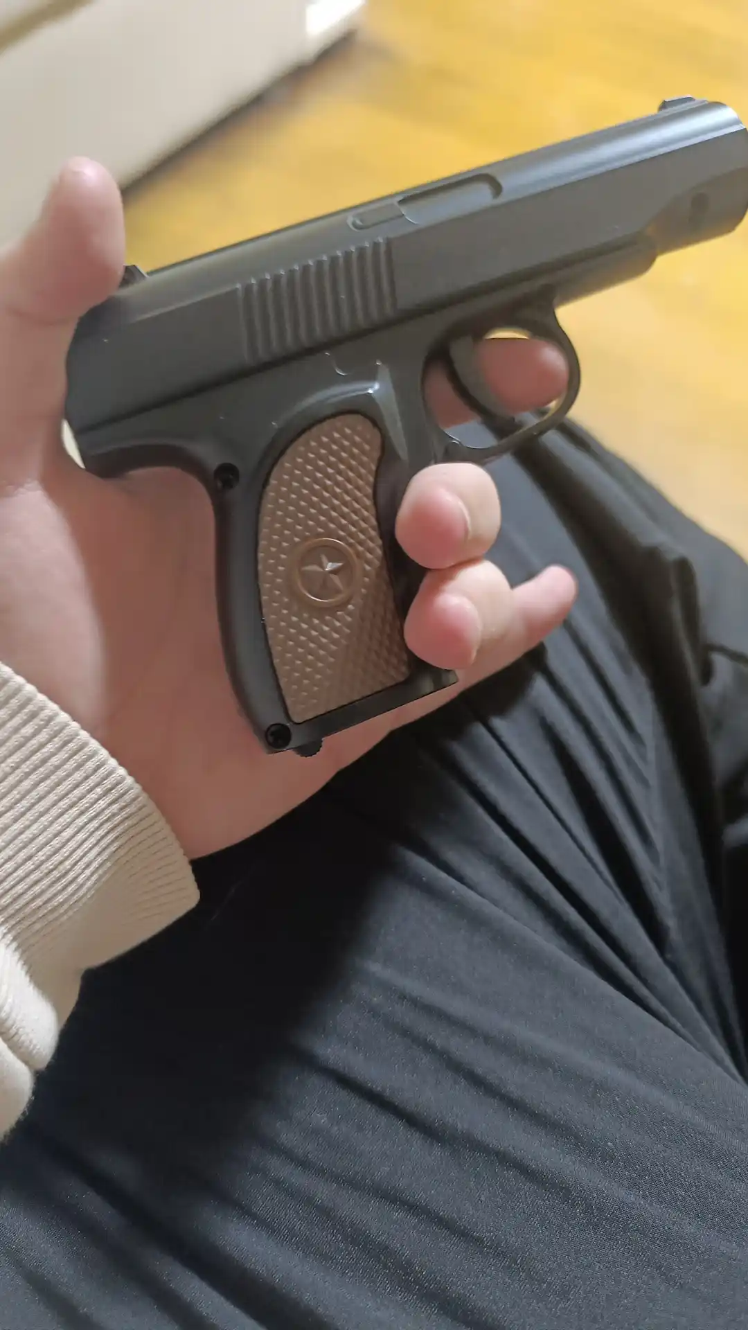 Metal pistolet, temir to'pponcha, К-113, M17, C28, glushiteli bilan, pistalet, pnevmatik