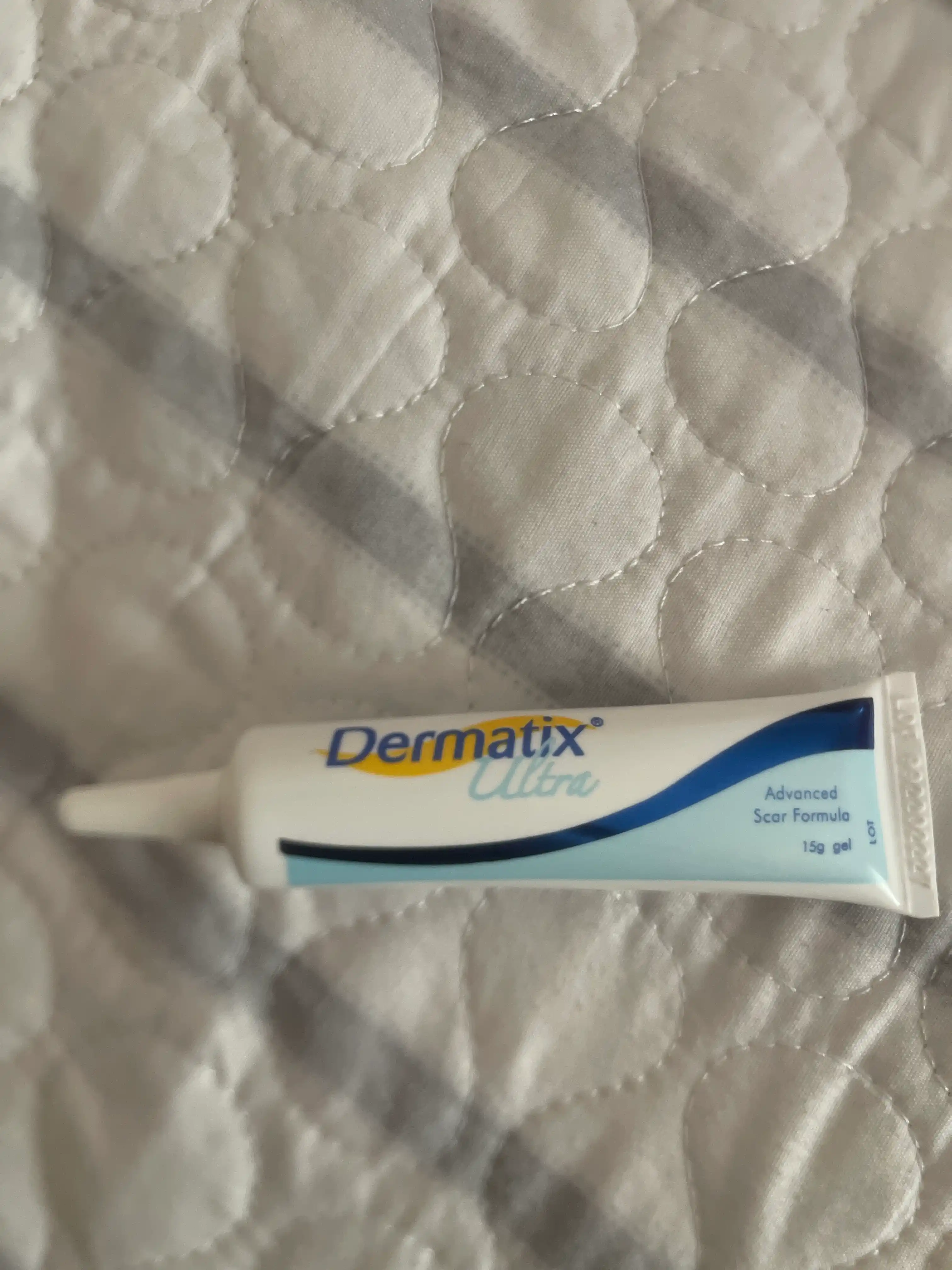 Силиконовый гель от шрамов и рубцов Dermatix Ultra. 15 г