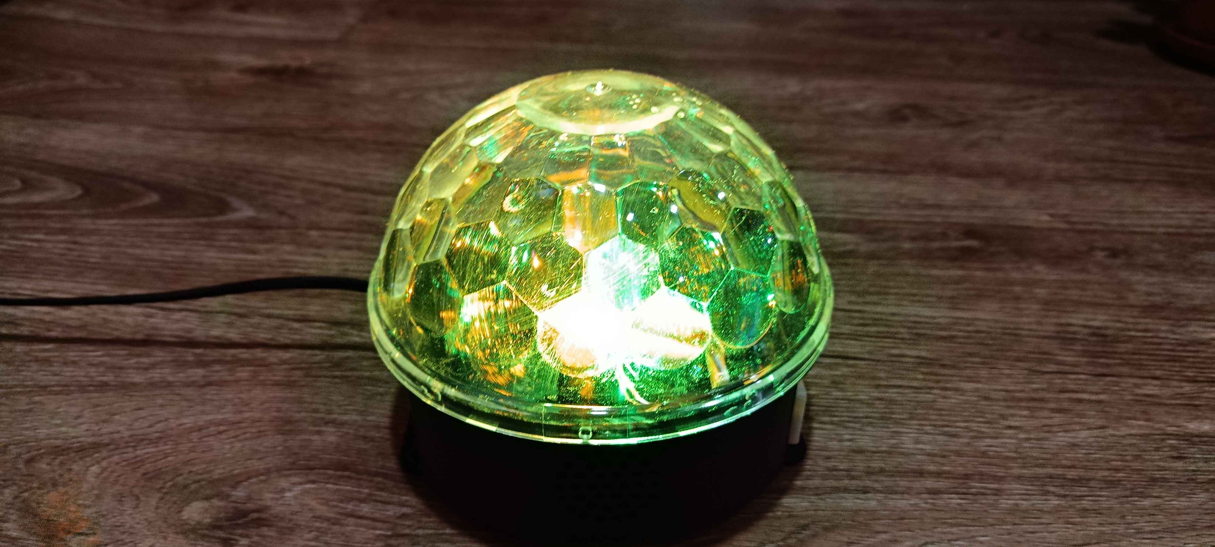 Yengil musiqa, Bluetooth va USB bilan ishlaydigan, LED tungi yorug'lik proyektori
