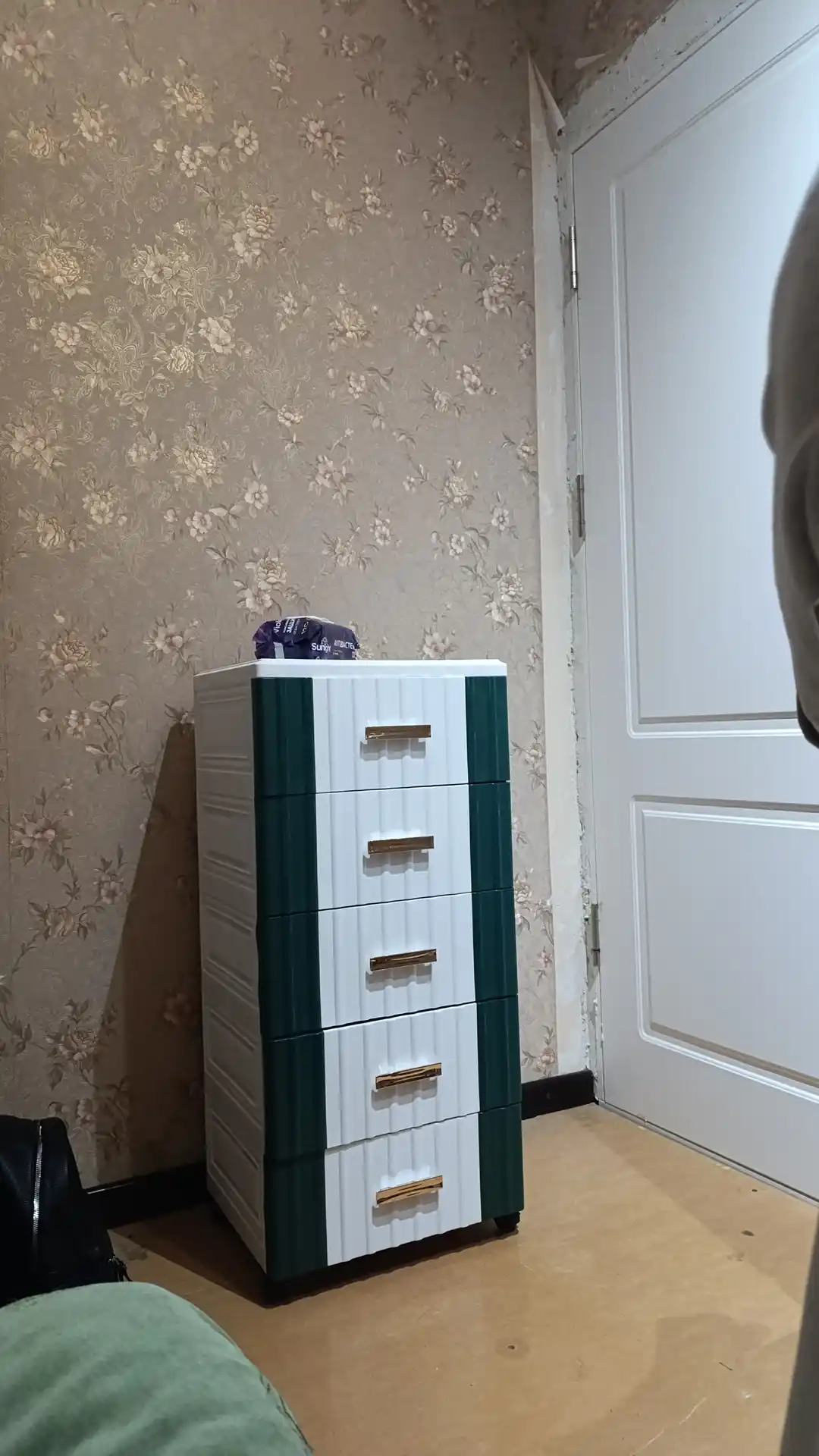 Комод для хранения одежды и белья