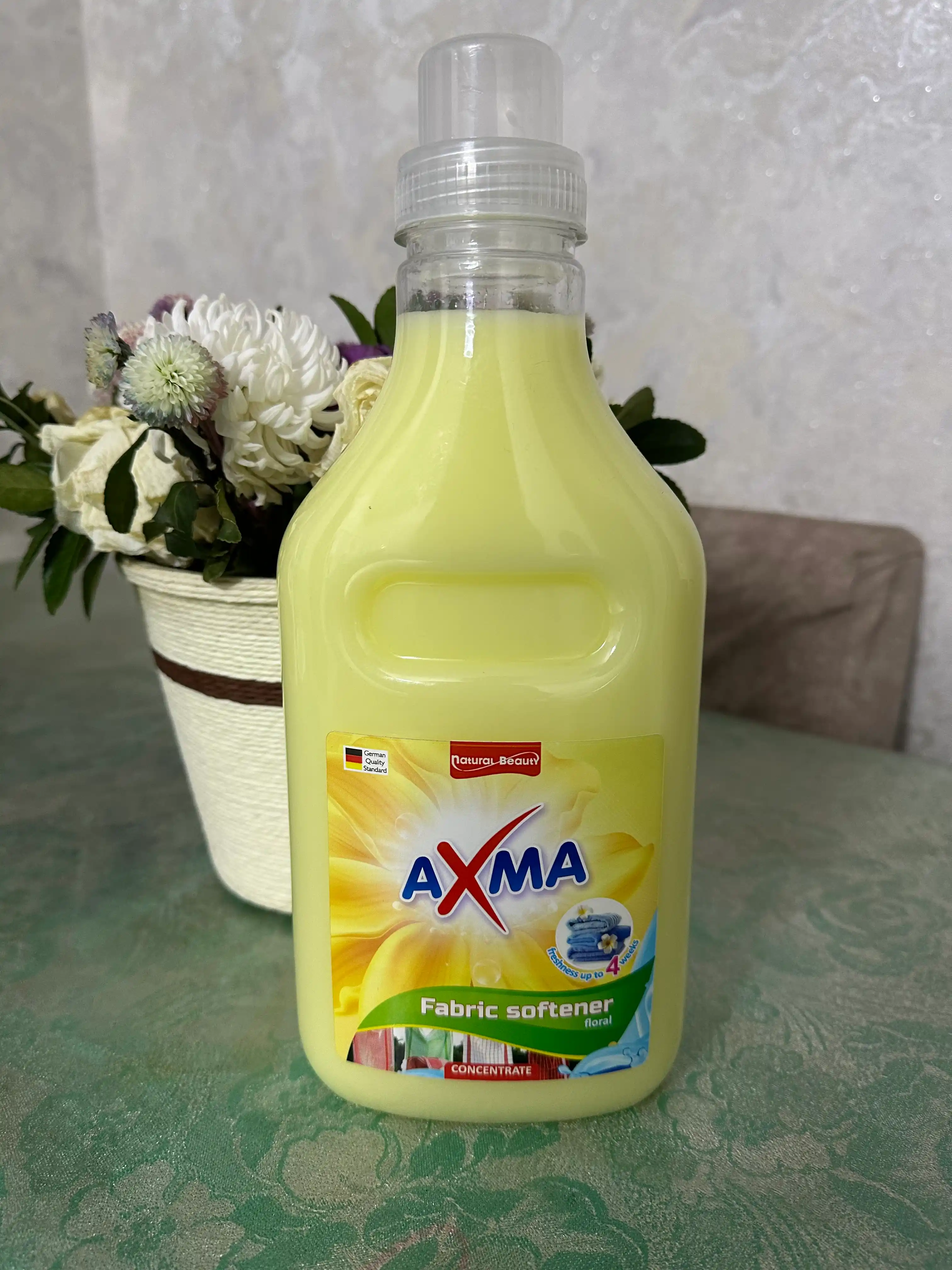 Ichki kiyimlar uchun AXMA Gul konditsioneri, 1,5 litr