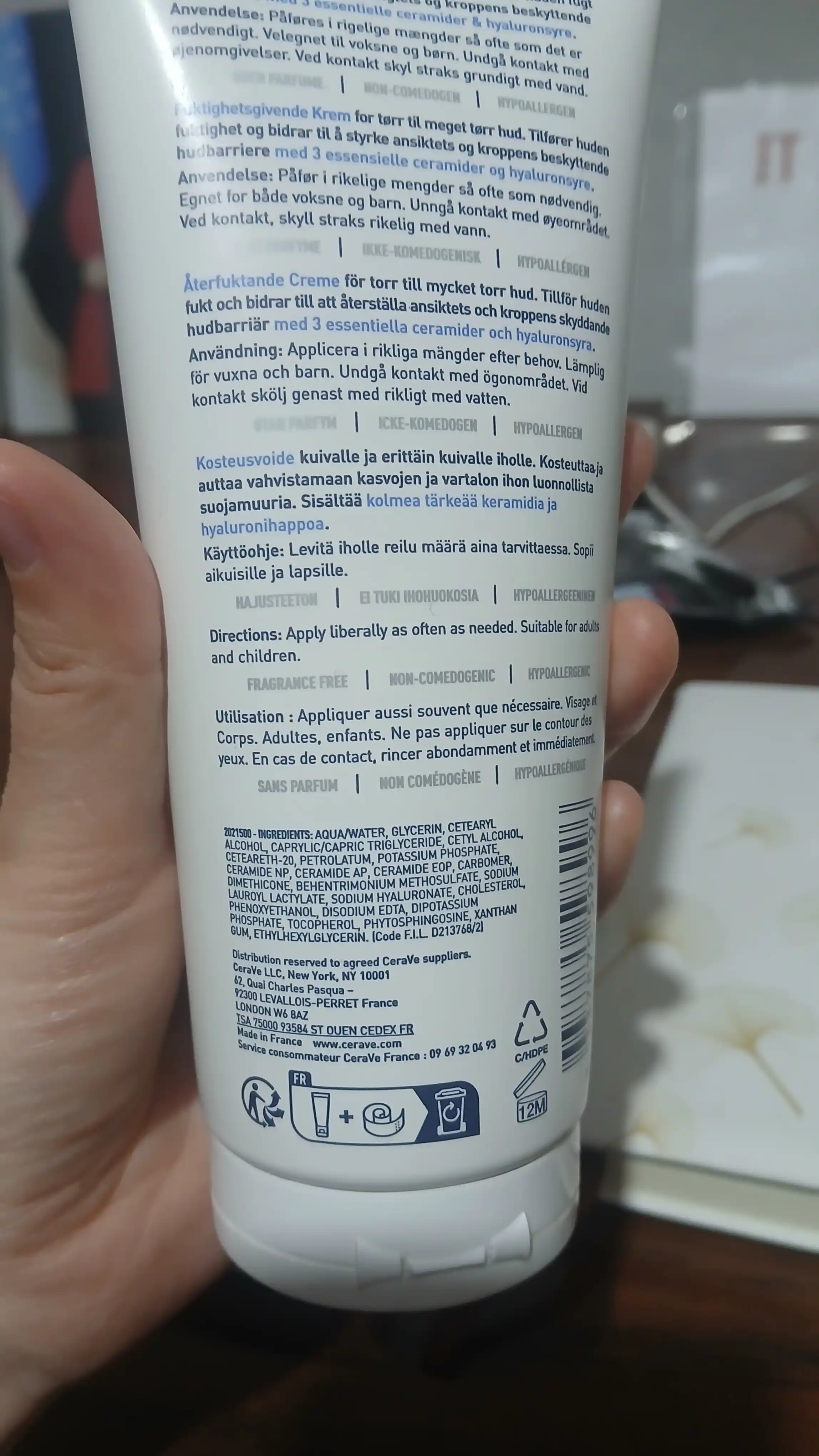 CeraVe Quruq va juda quruq yuz va badan terisi uchun namlantiruvchi krem, (177 ml)
