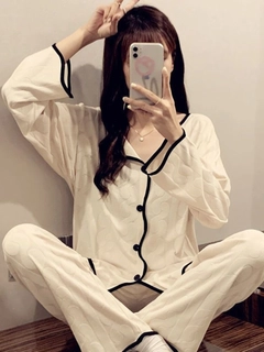 Qaymoq rang