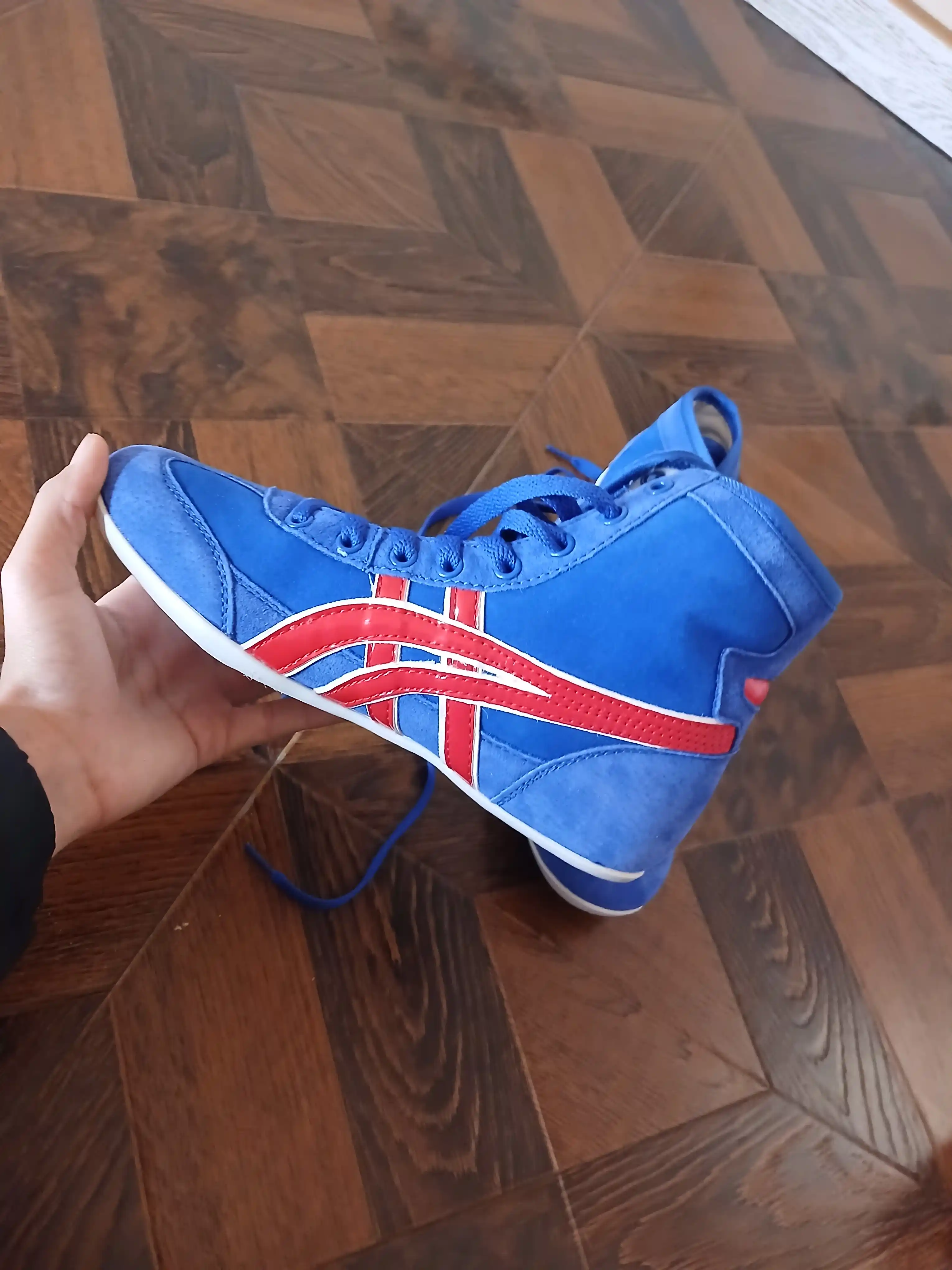 Борцовки ASICS