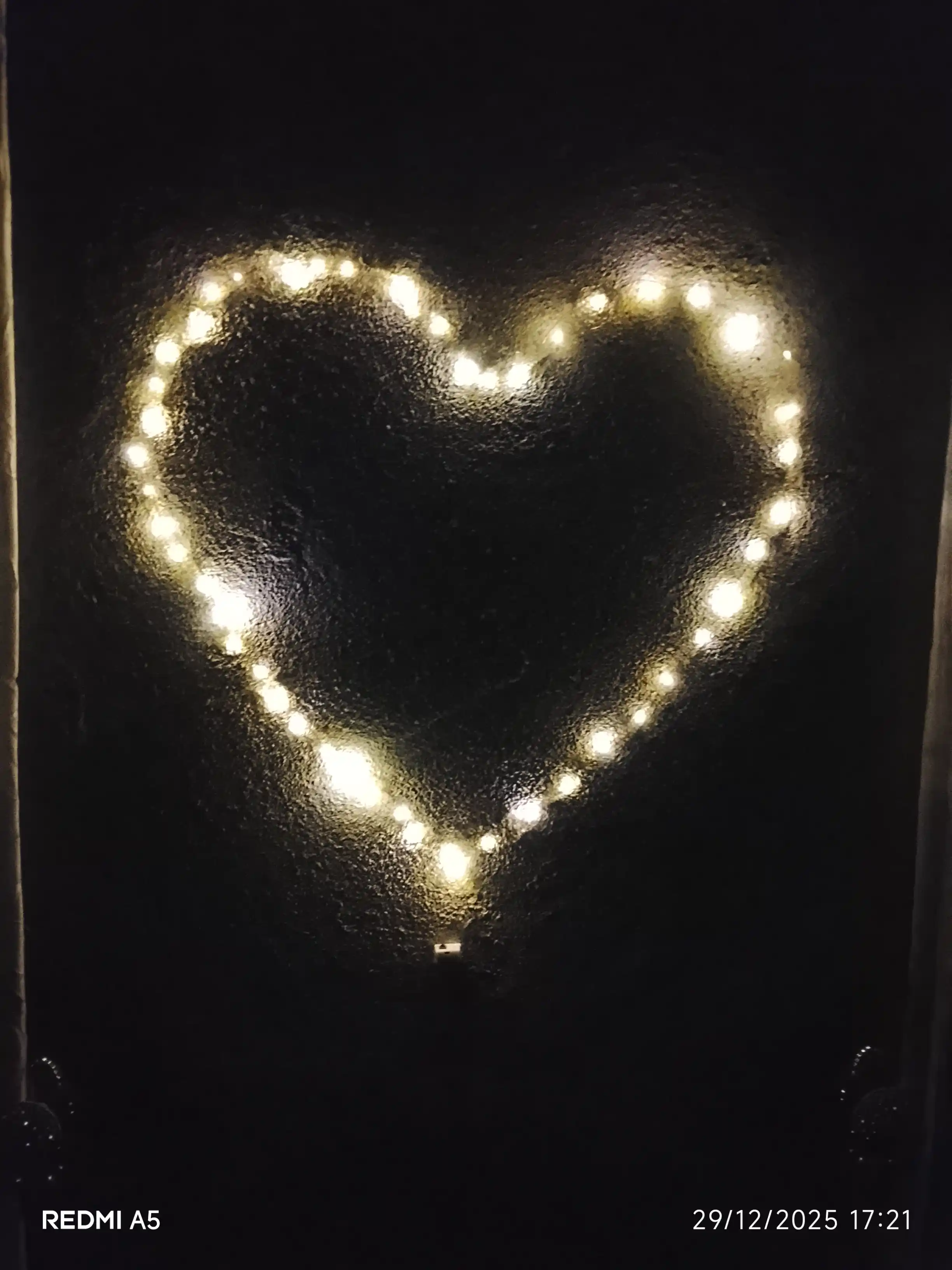 LED gulchambar ipi "shudring tushishi" Yangi yil akkumulyatori, deraza uchun