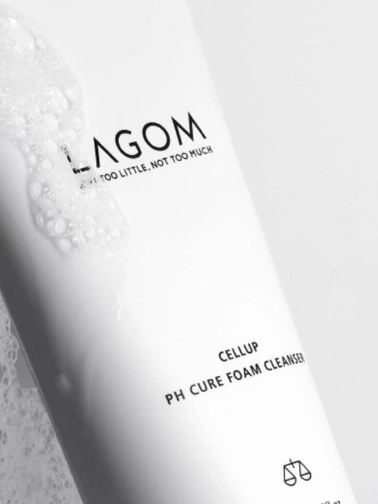 Увлажняющая очищающая пенка LAGOM (Корея), 120 мл