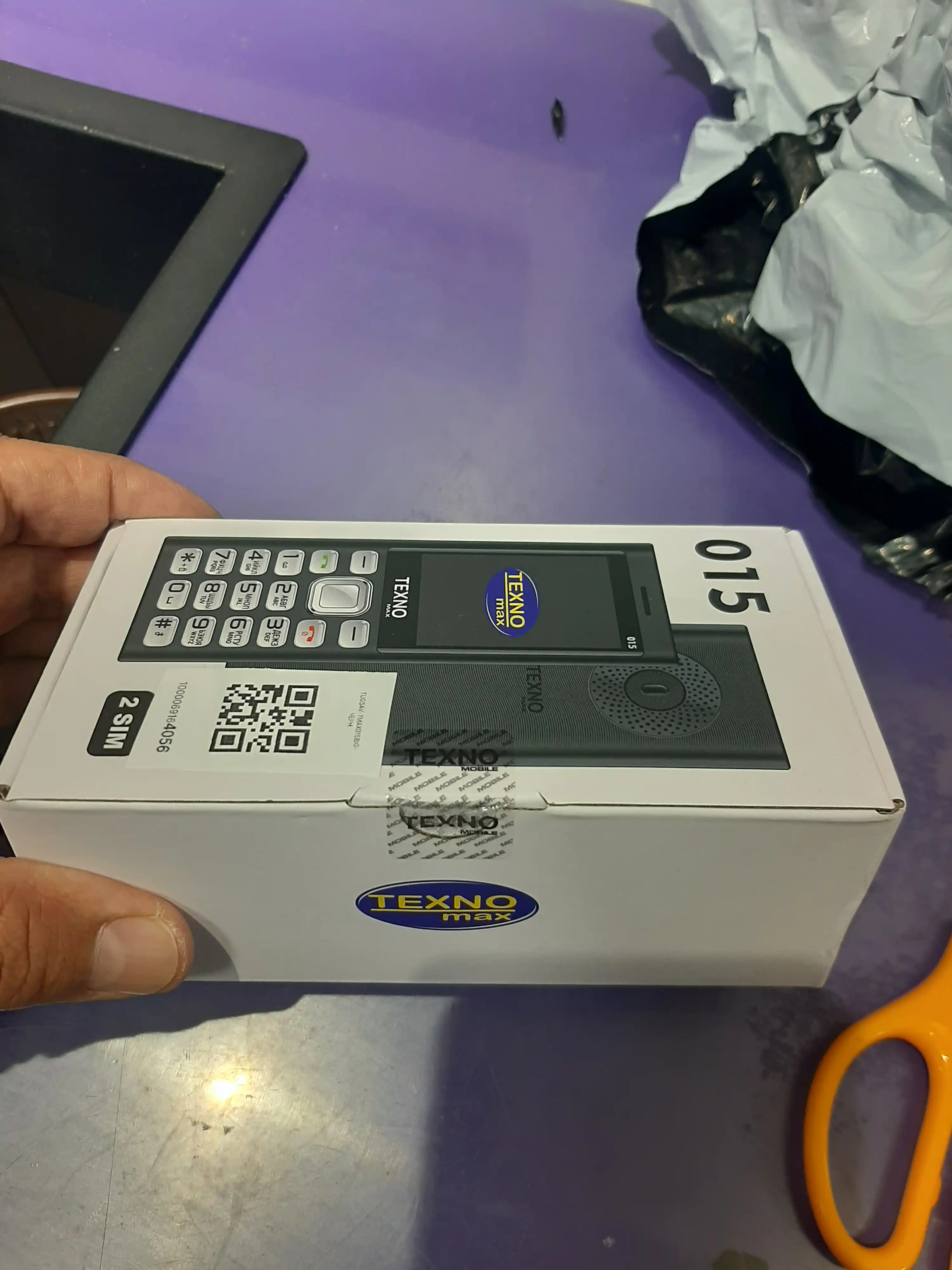 Knopkali telefon Texno Max 015