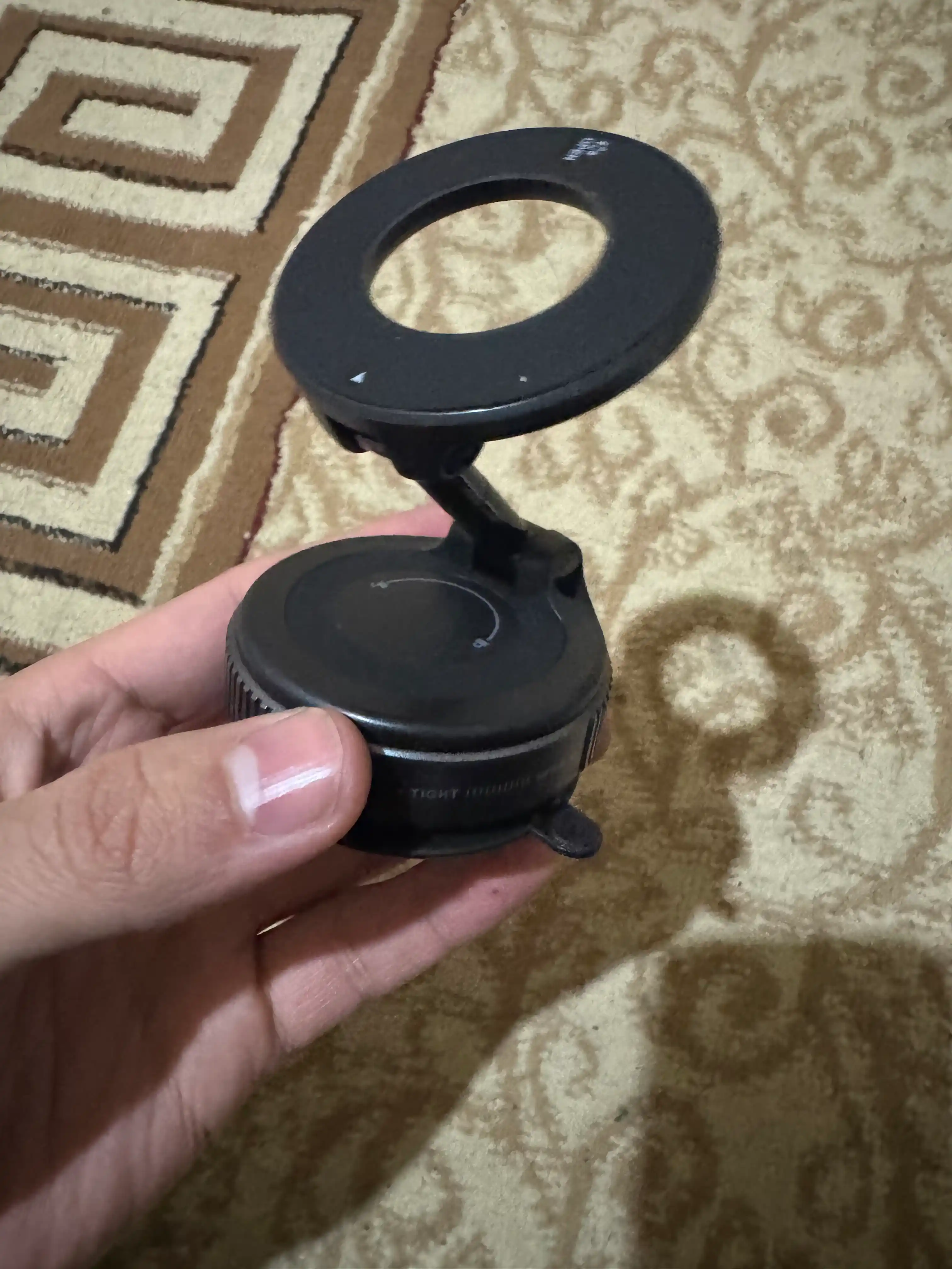 360 darajaga aylanadigan Magsafe avtomobil uchun magnit telefon tutqichi